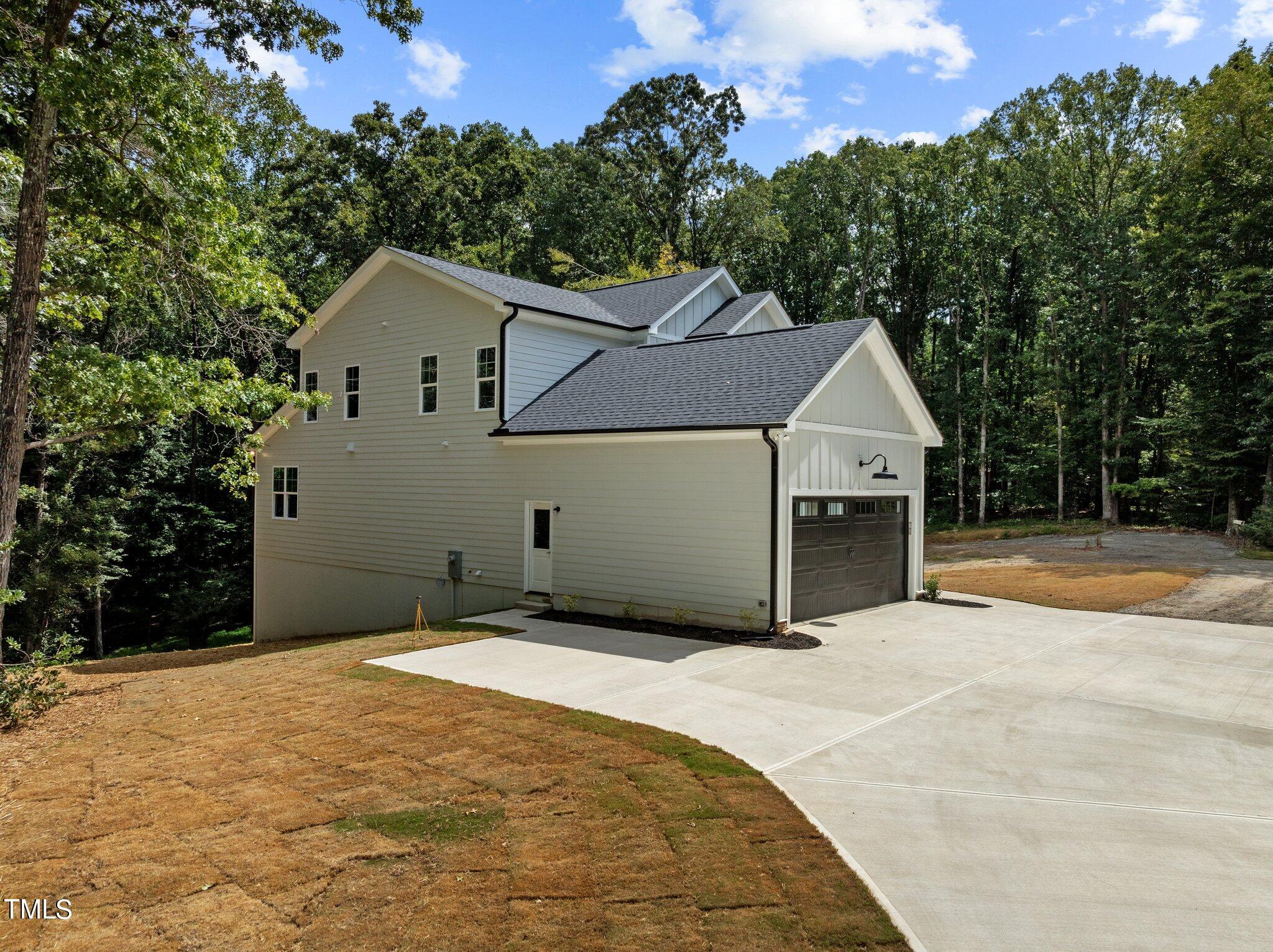 212 Cardinal Drive