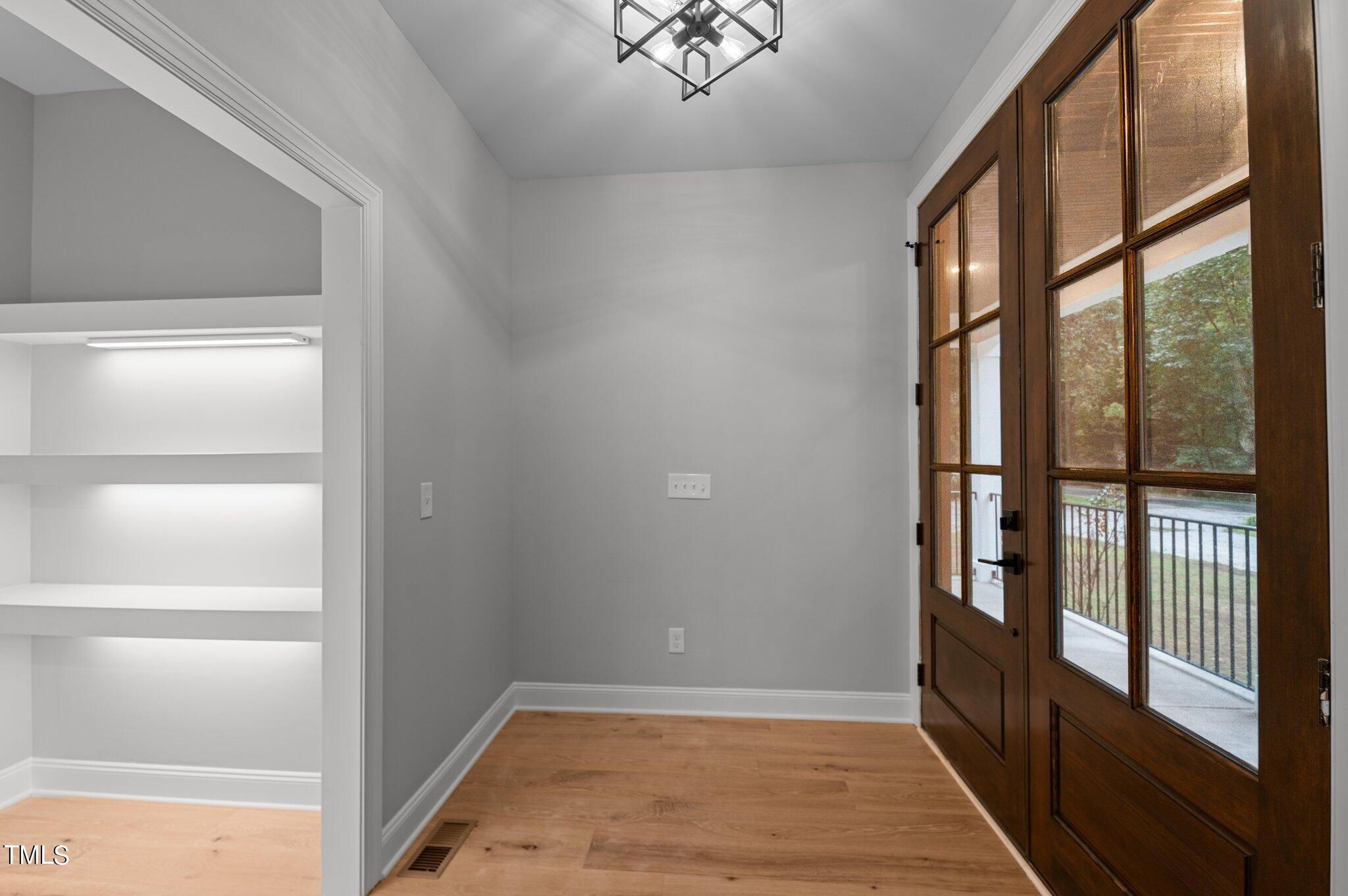 212 Cardinal Drive