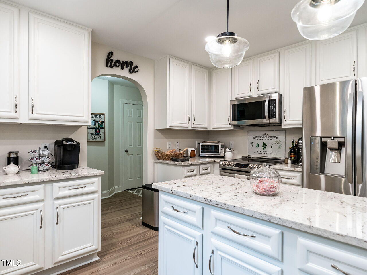 1113 Dexter Ridge Drive