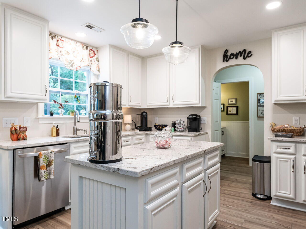 1113 Dexter Ridge Drive