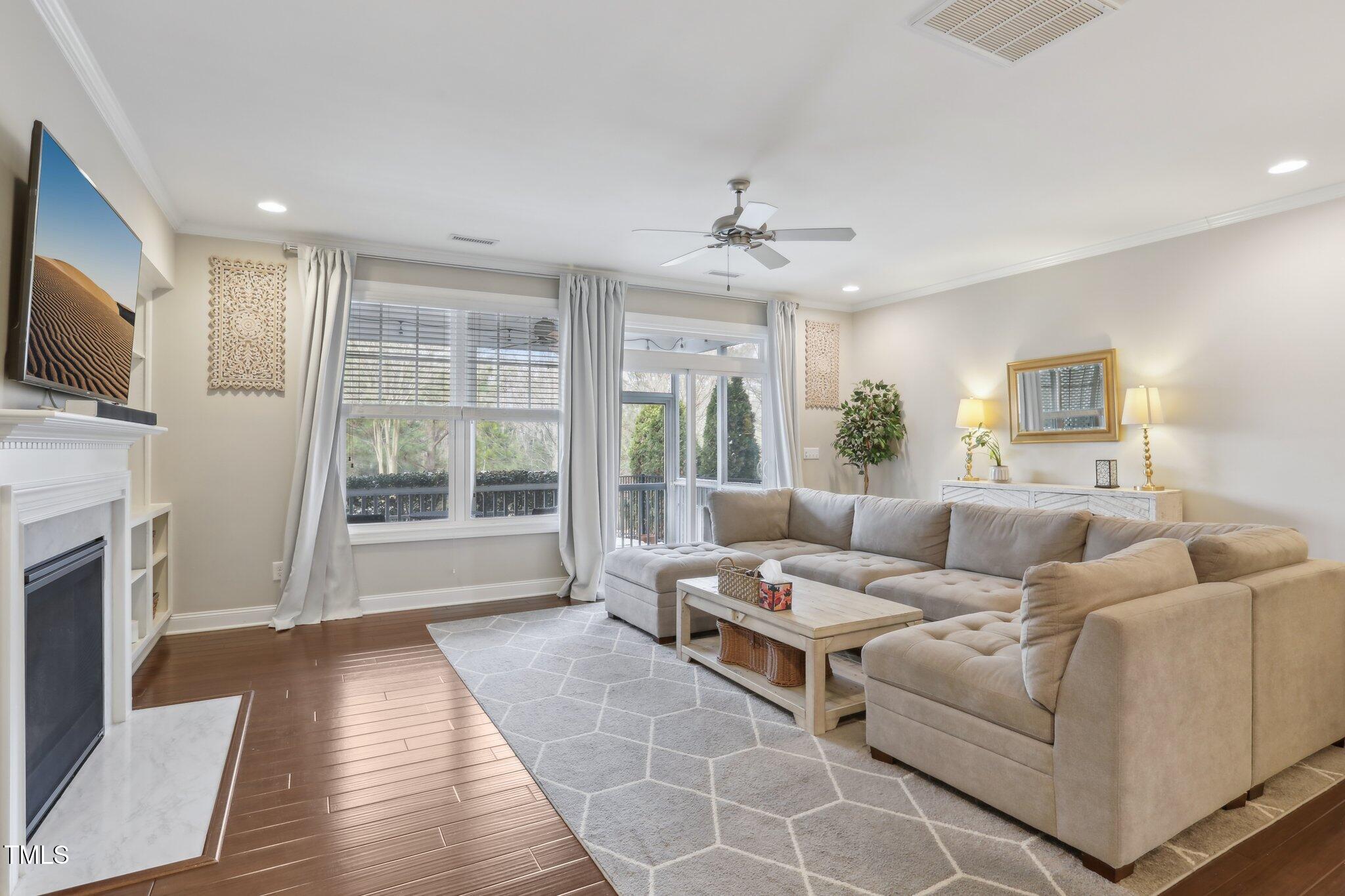 204 Ribbon Walk Lane