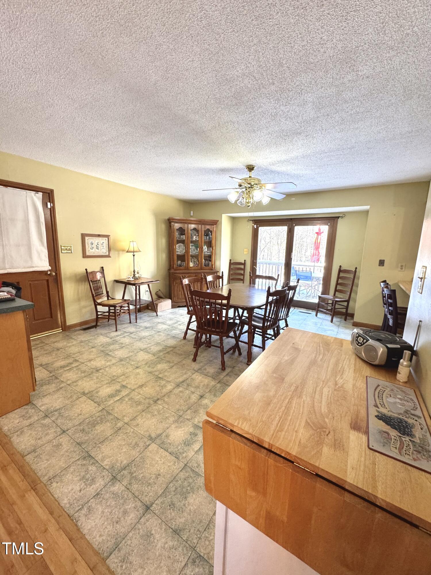 2512 Pleasant Road