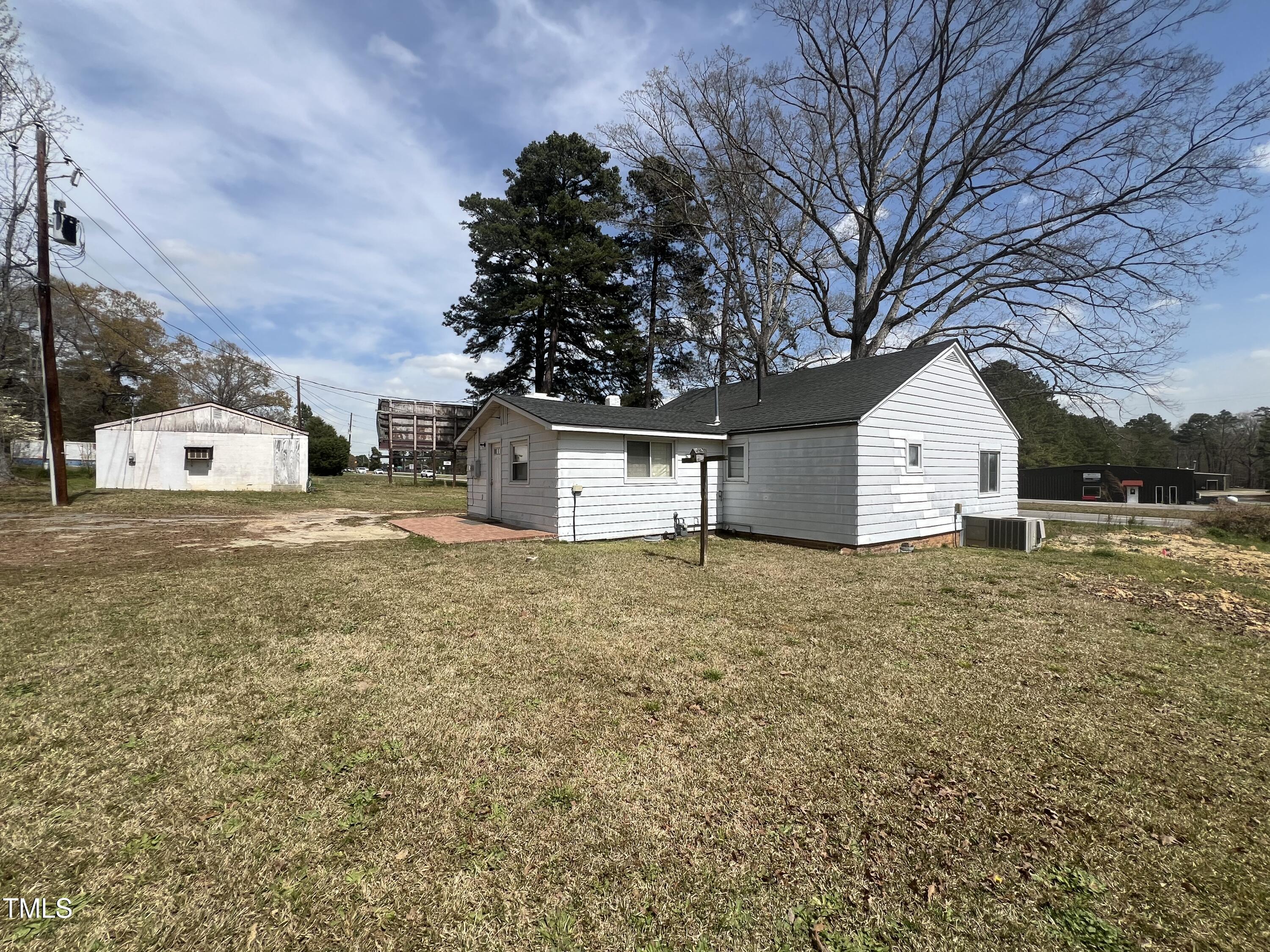 2904 Jefferson Davis Highway