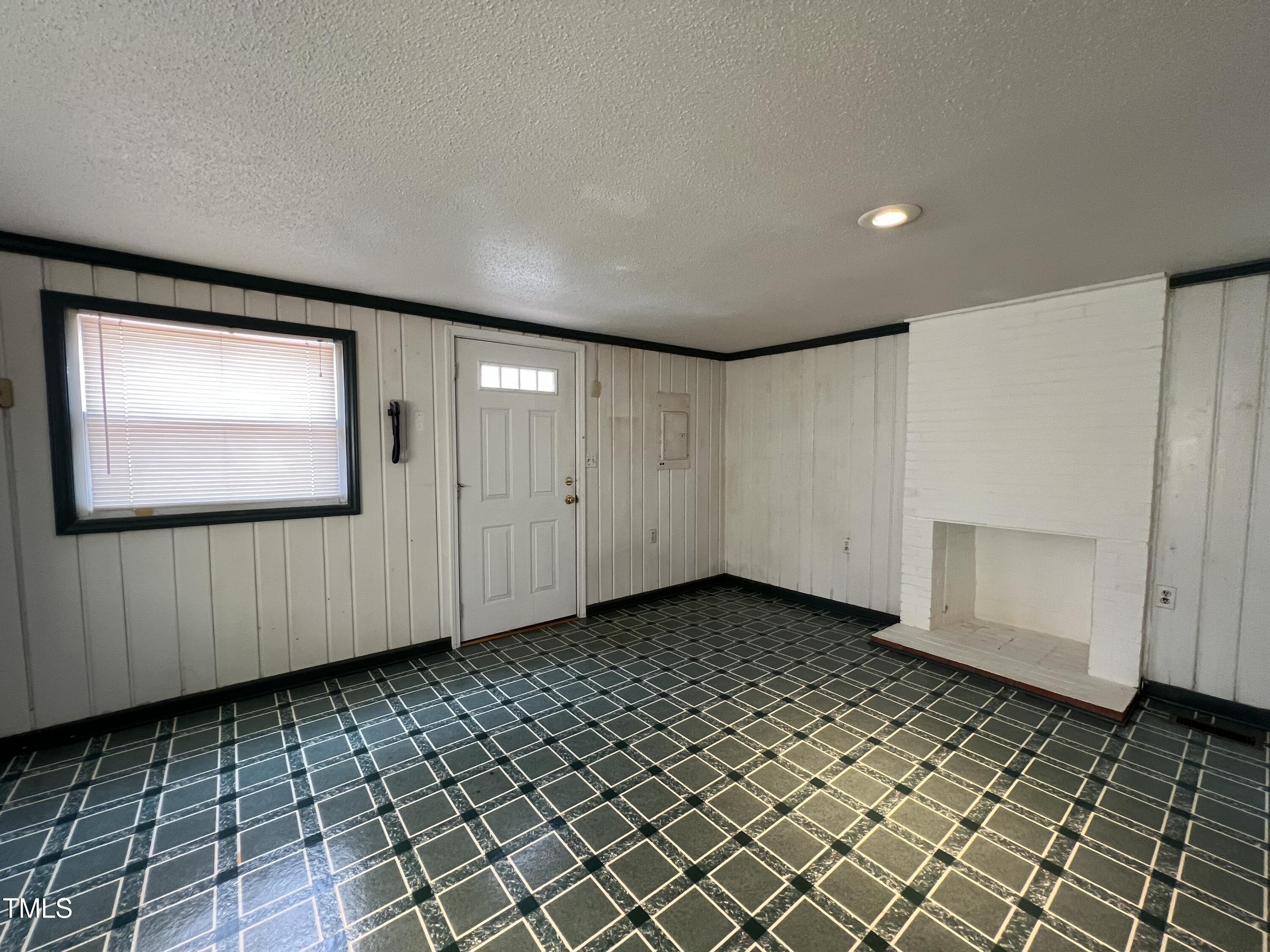 2904 Jefferson Davis Highway