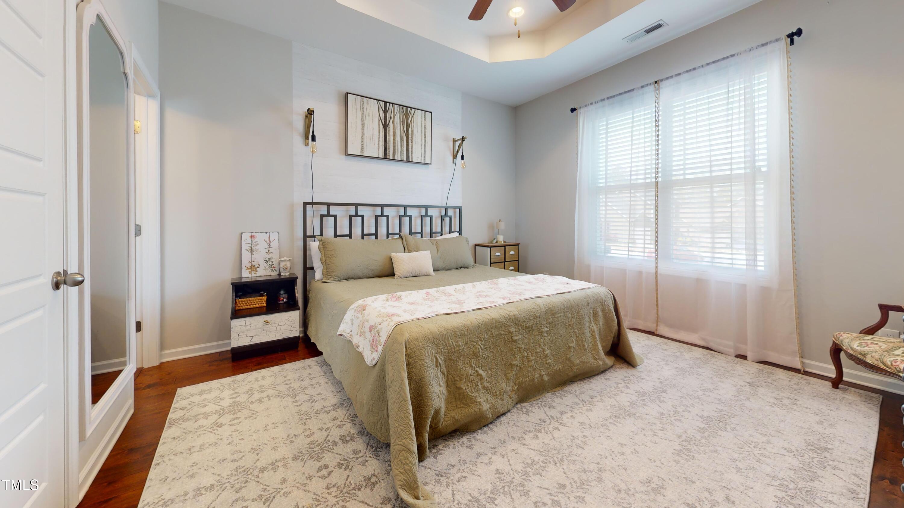 11 Balboa Parkway