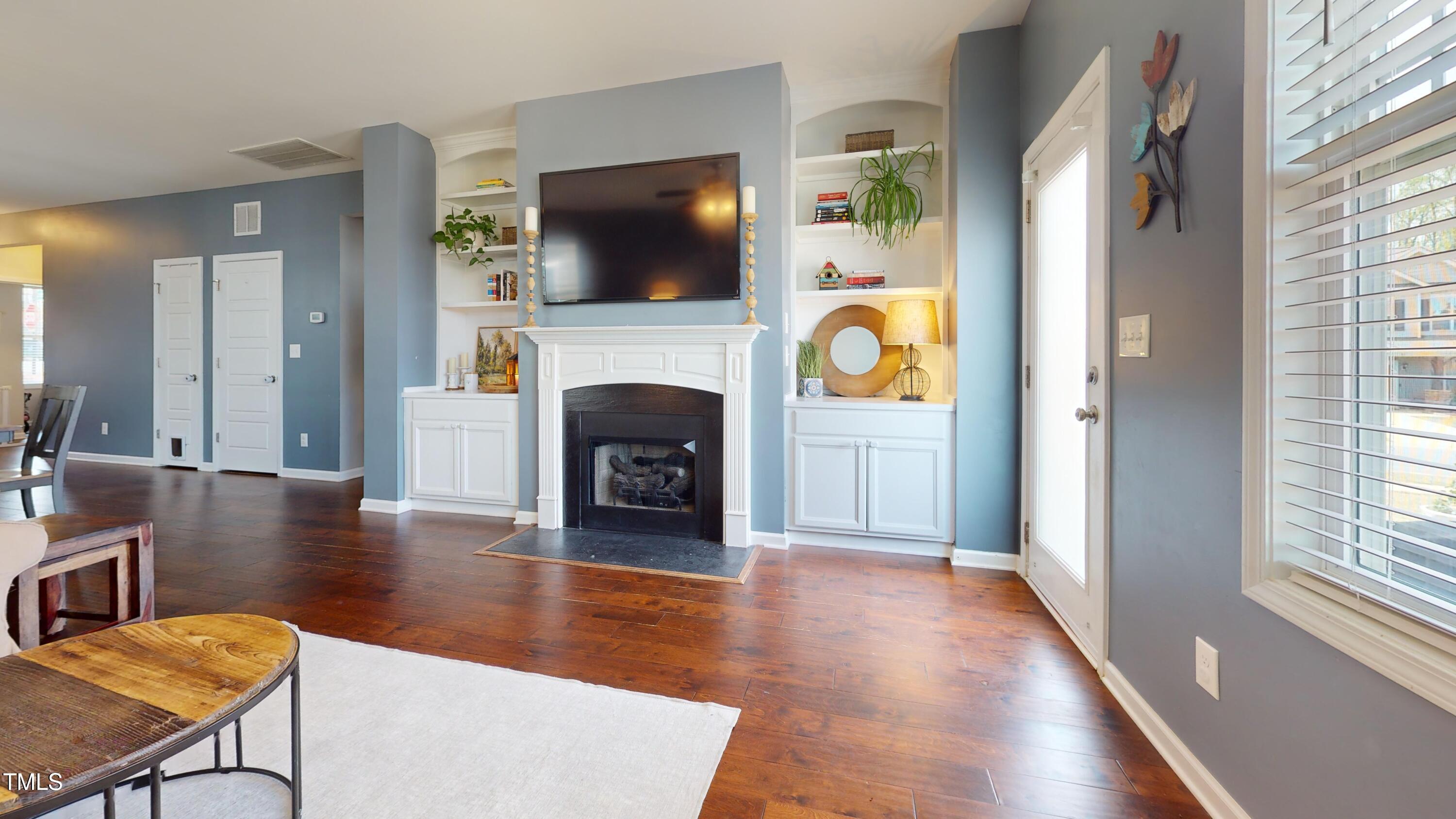 11 Balboa Parkway