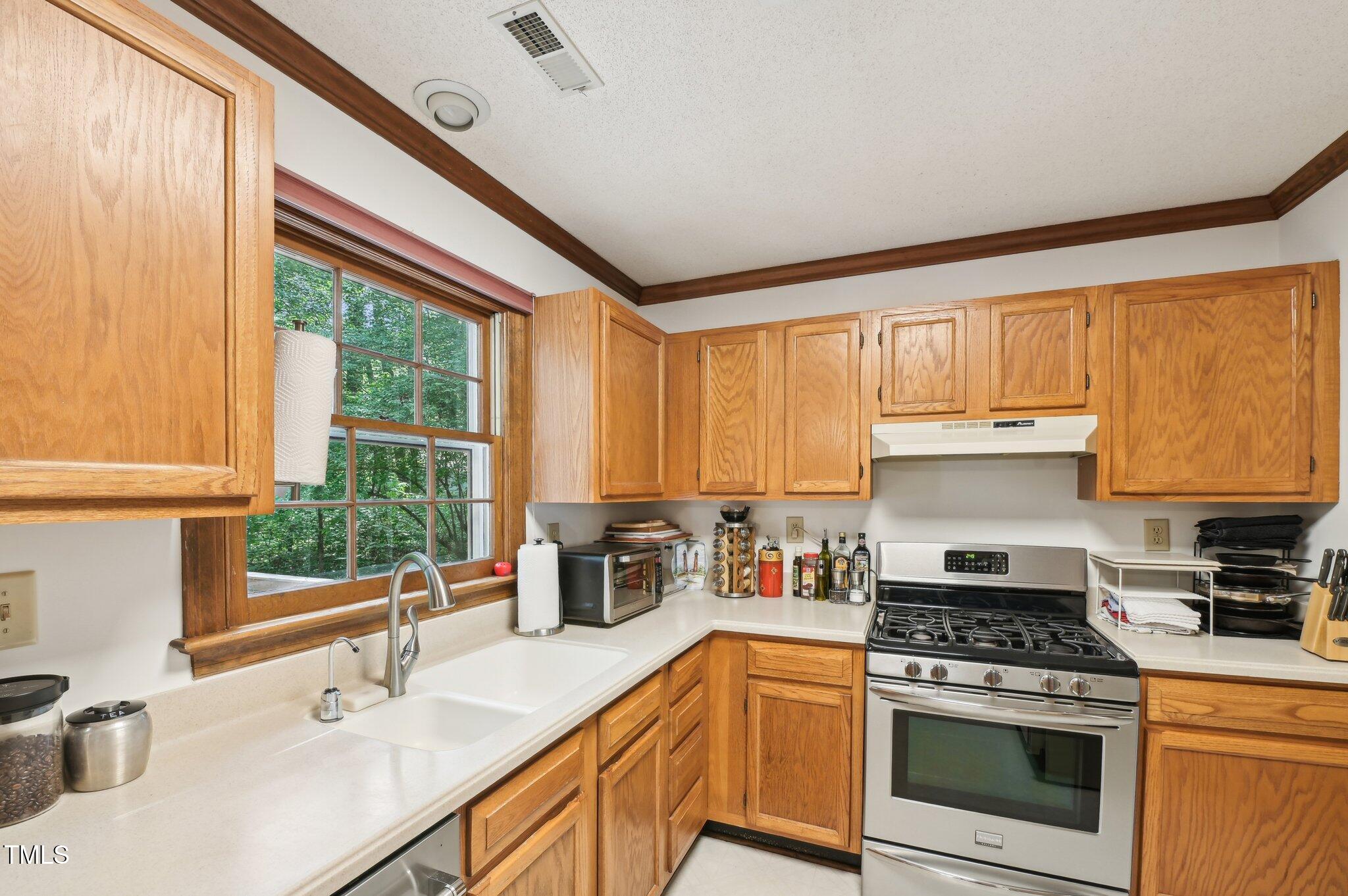 106 Shady Point Court