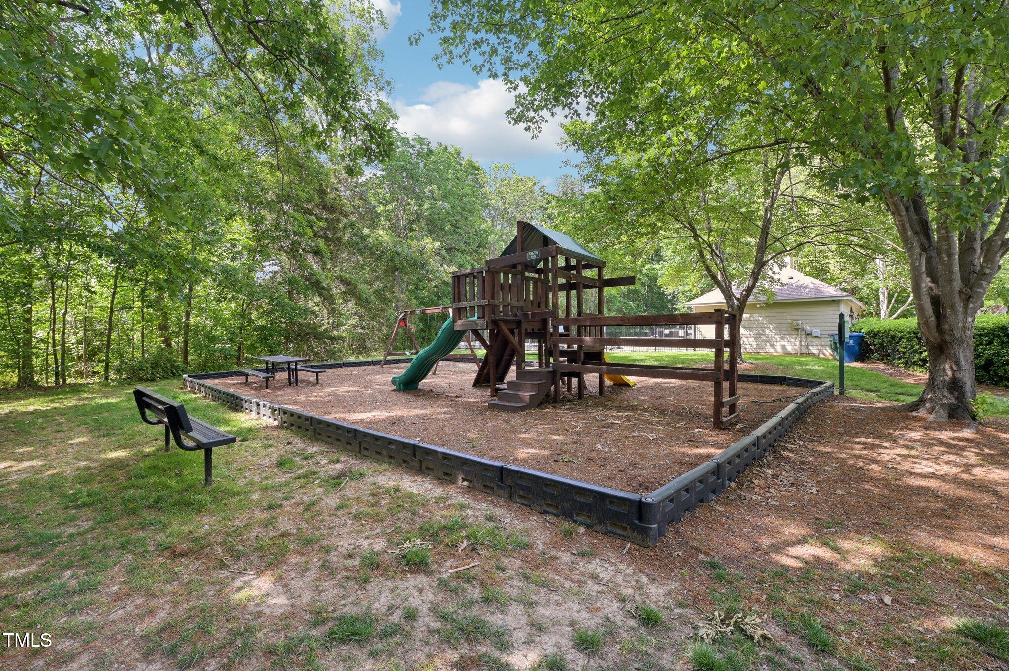 106 Shady Point Court