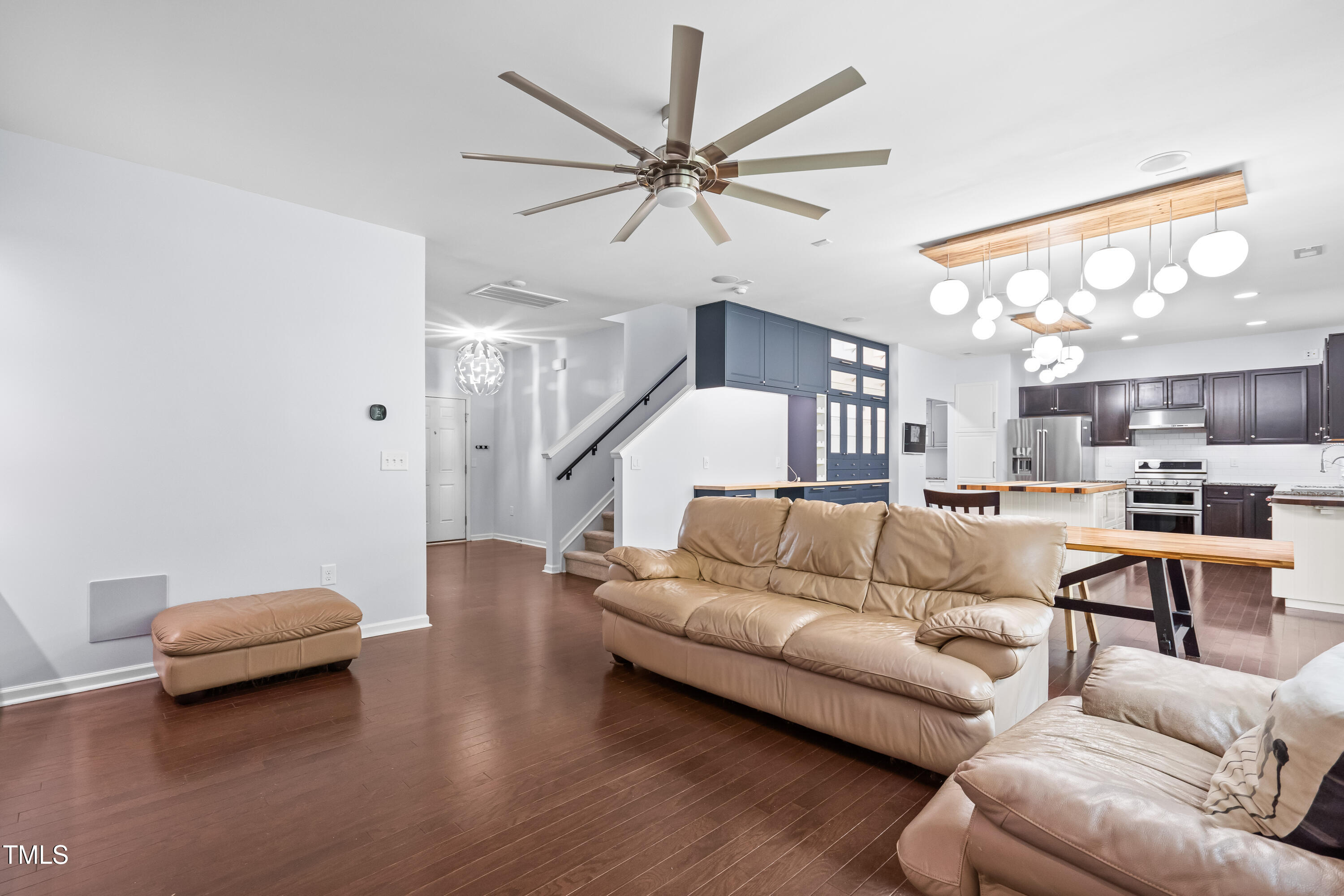 2622 Perthshire Lane
