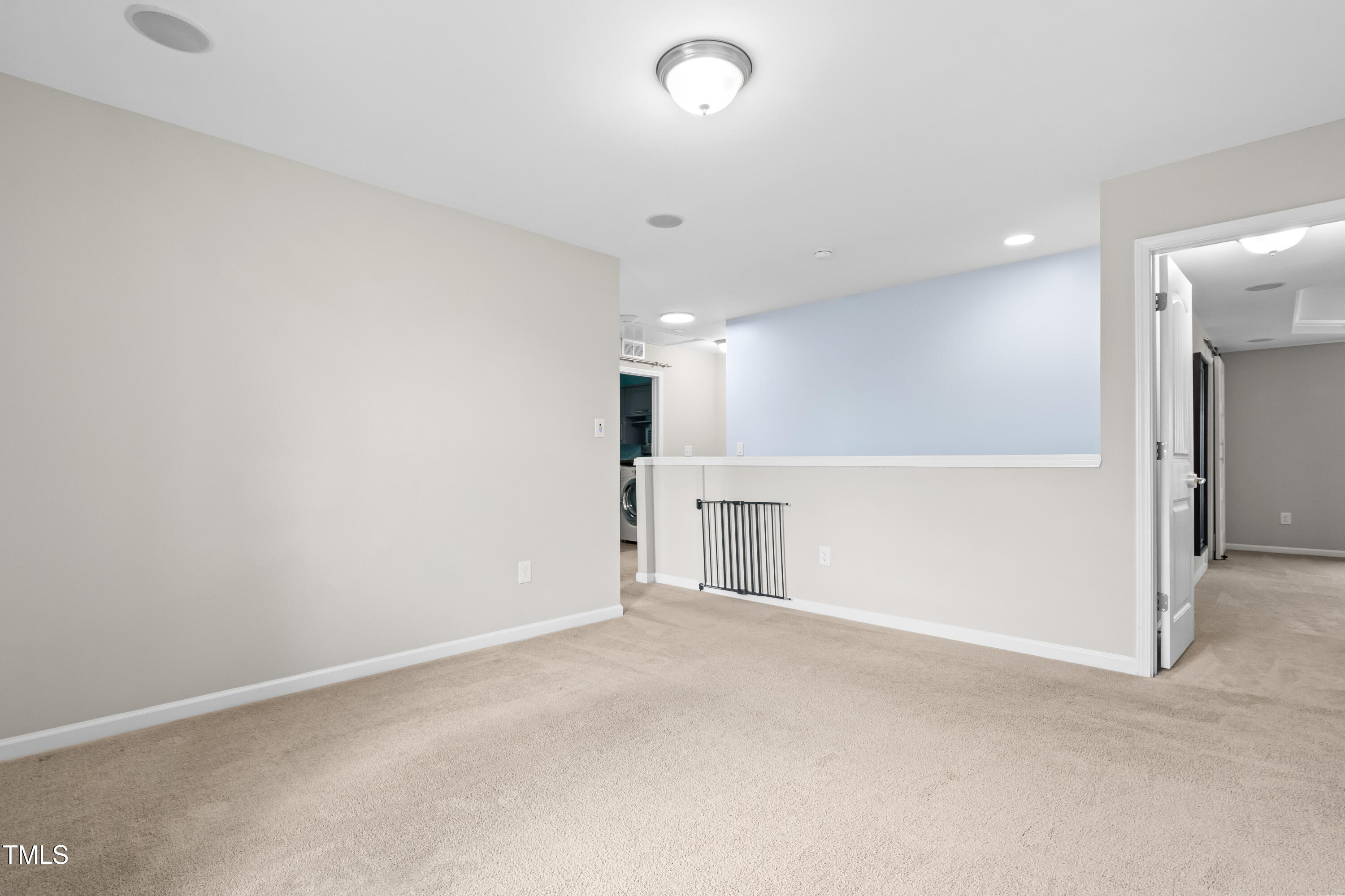 2622 Perthshire Lane