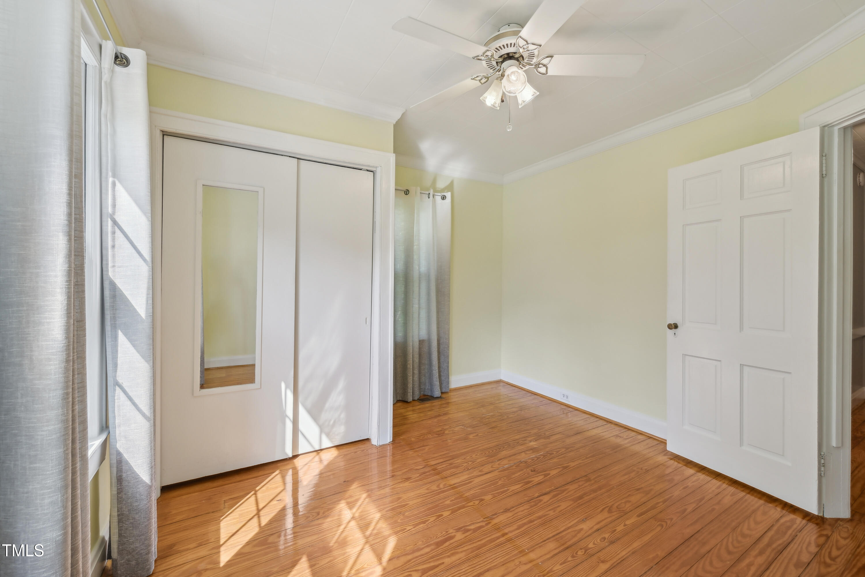 102 W Weatherspoon Street