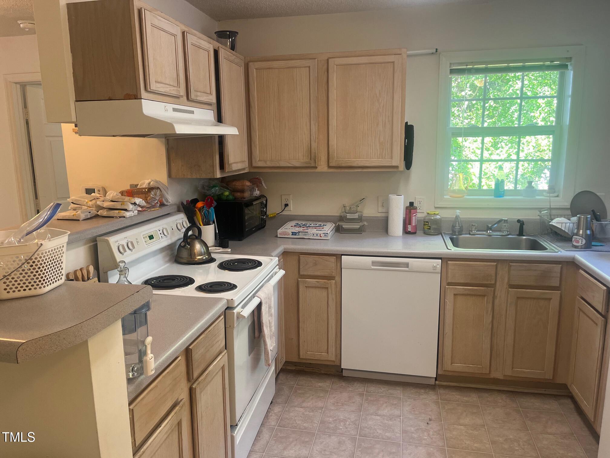 2000 University Woods Road # 203