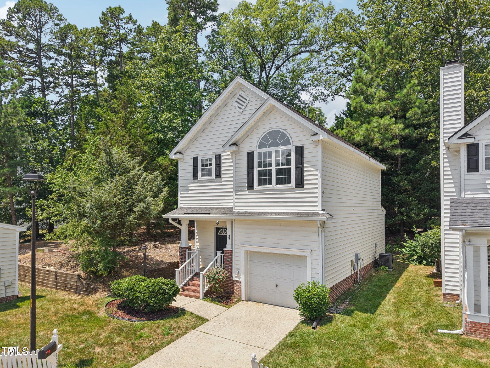 137 Cricketgrass Drive