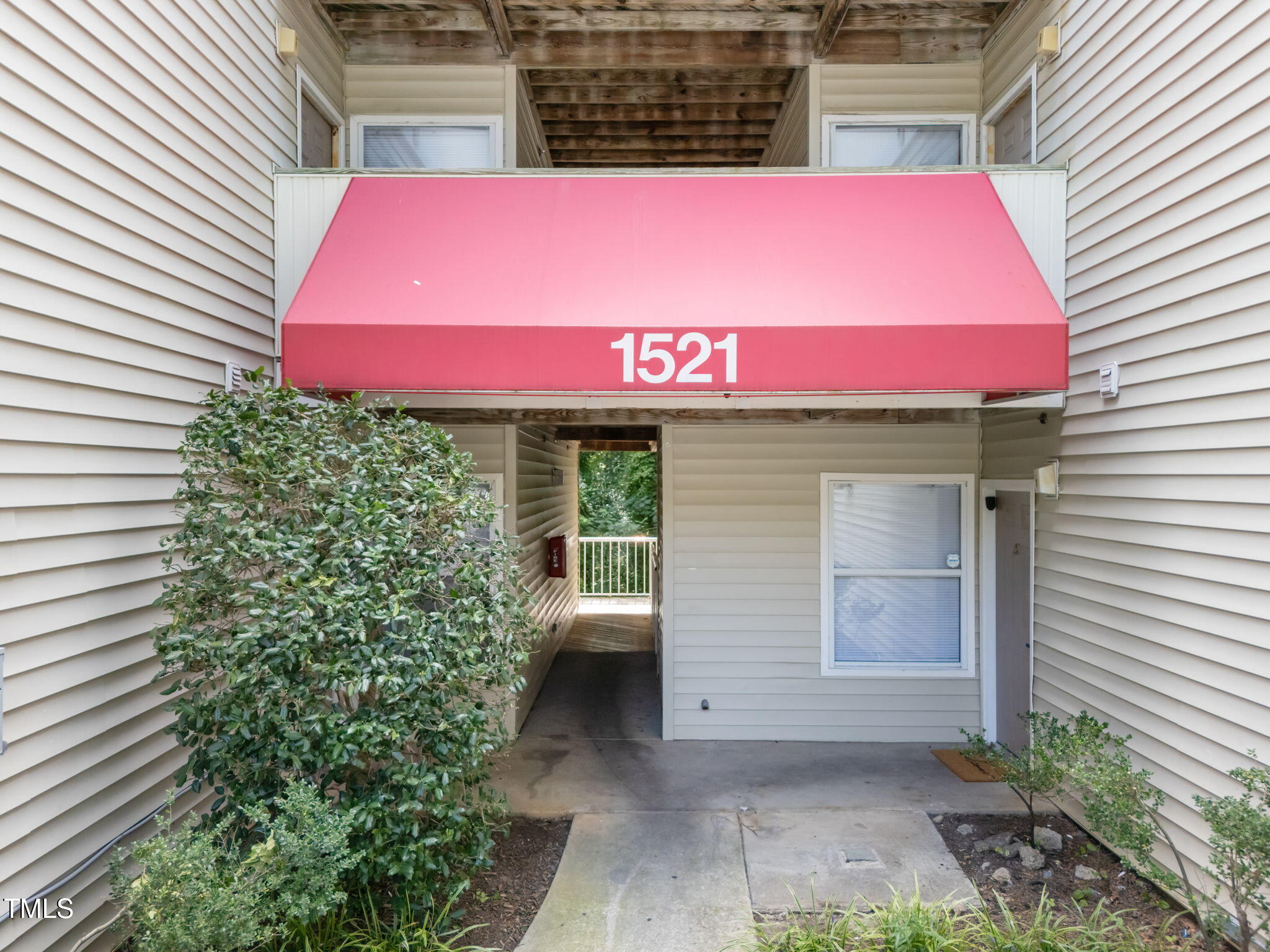 1521 Graduate Lane # 302