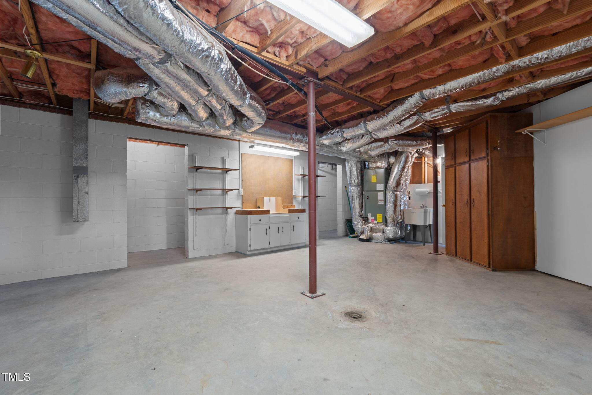 242 Lakeview Drive