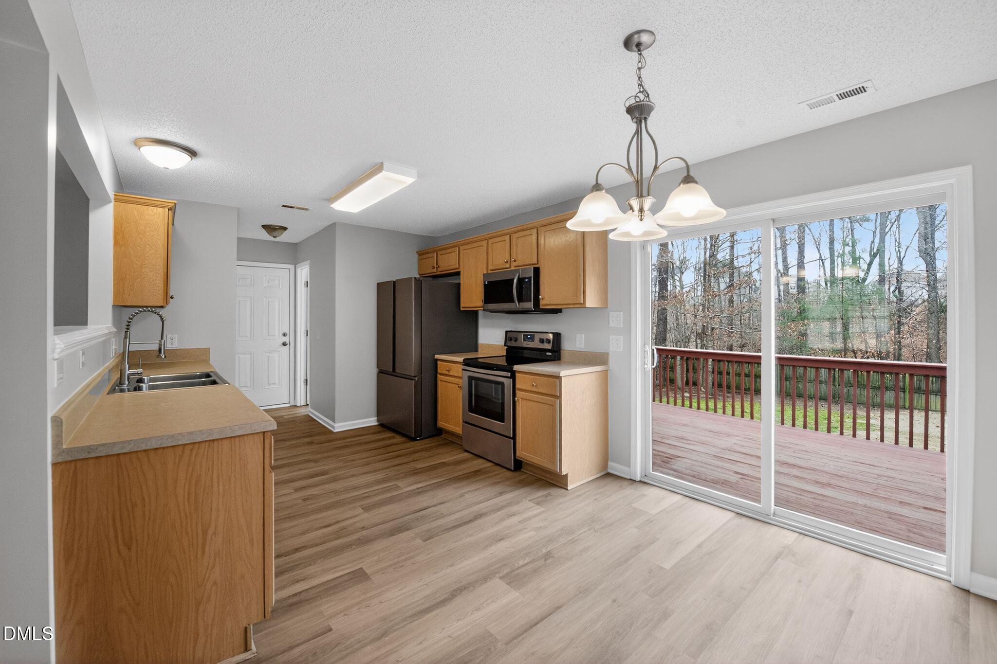545 Tucks Court