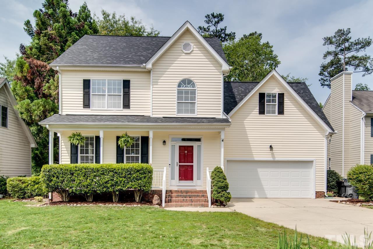 8 Silverwood Court