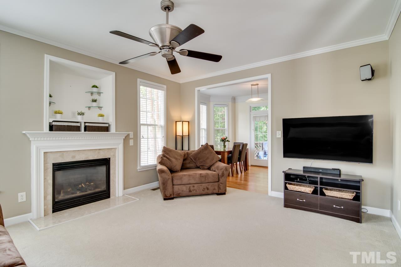 8 Silverwood Court