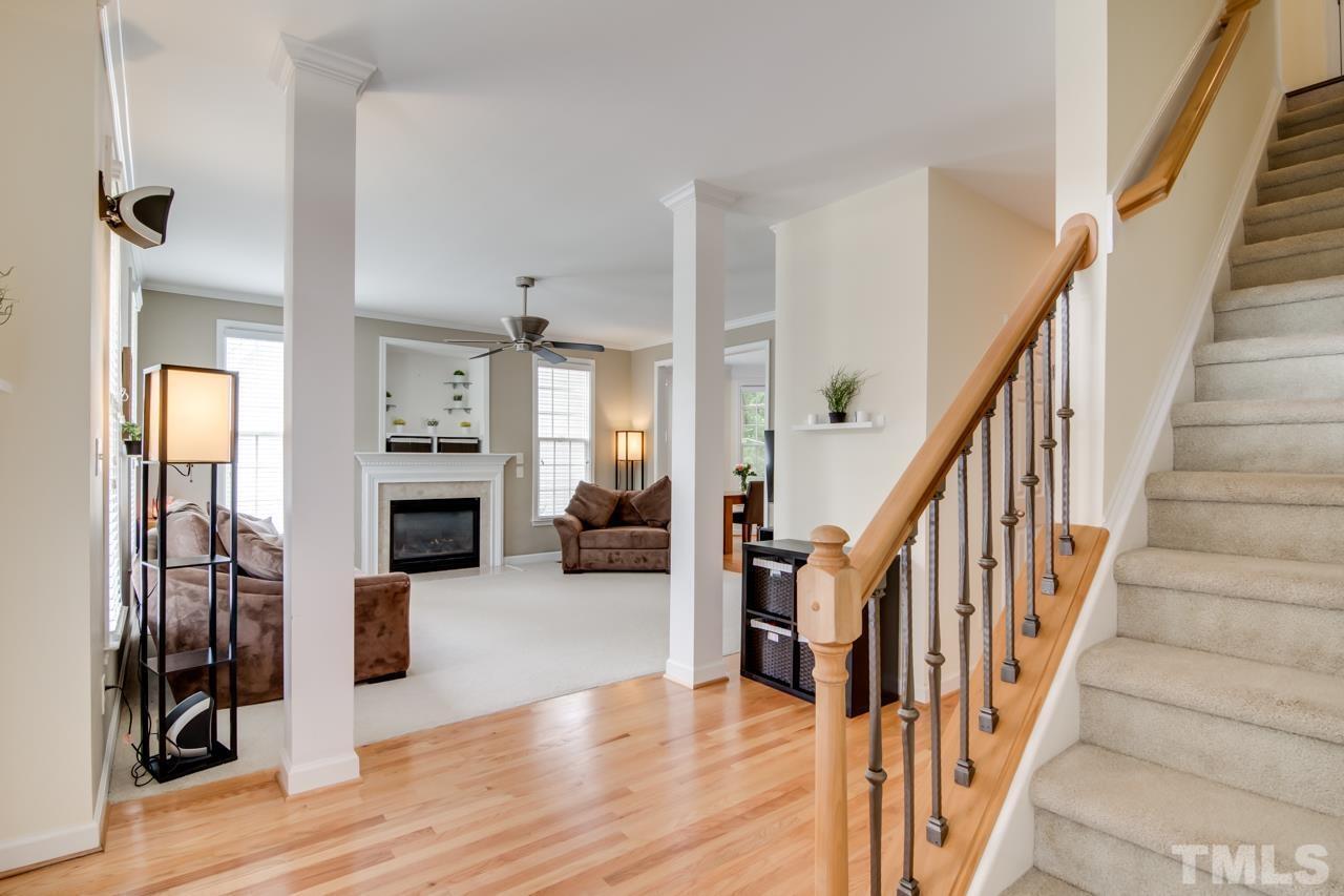 8 Silverwood Court