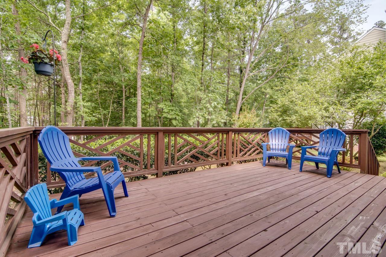 8 Silverwood Court