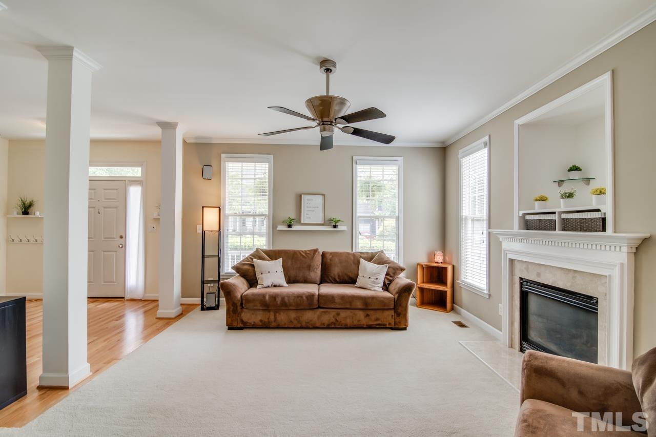 8 Silverwood Court