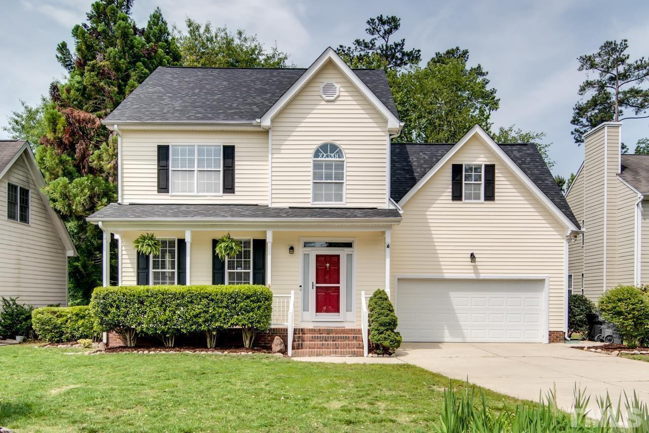 8 Silverwood Court