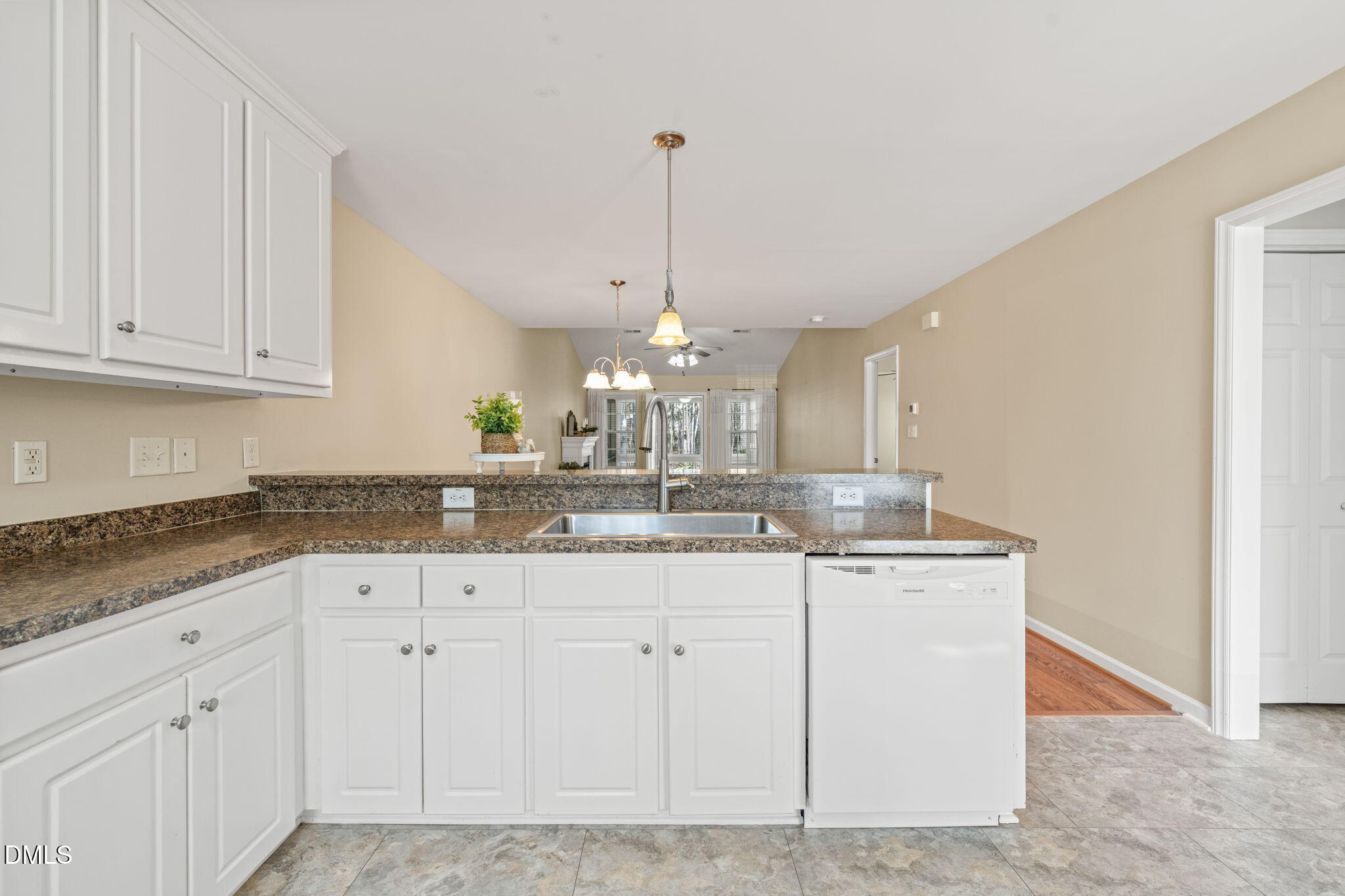 3618 E Cotton Gin Drive