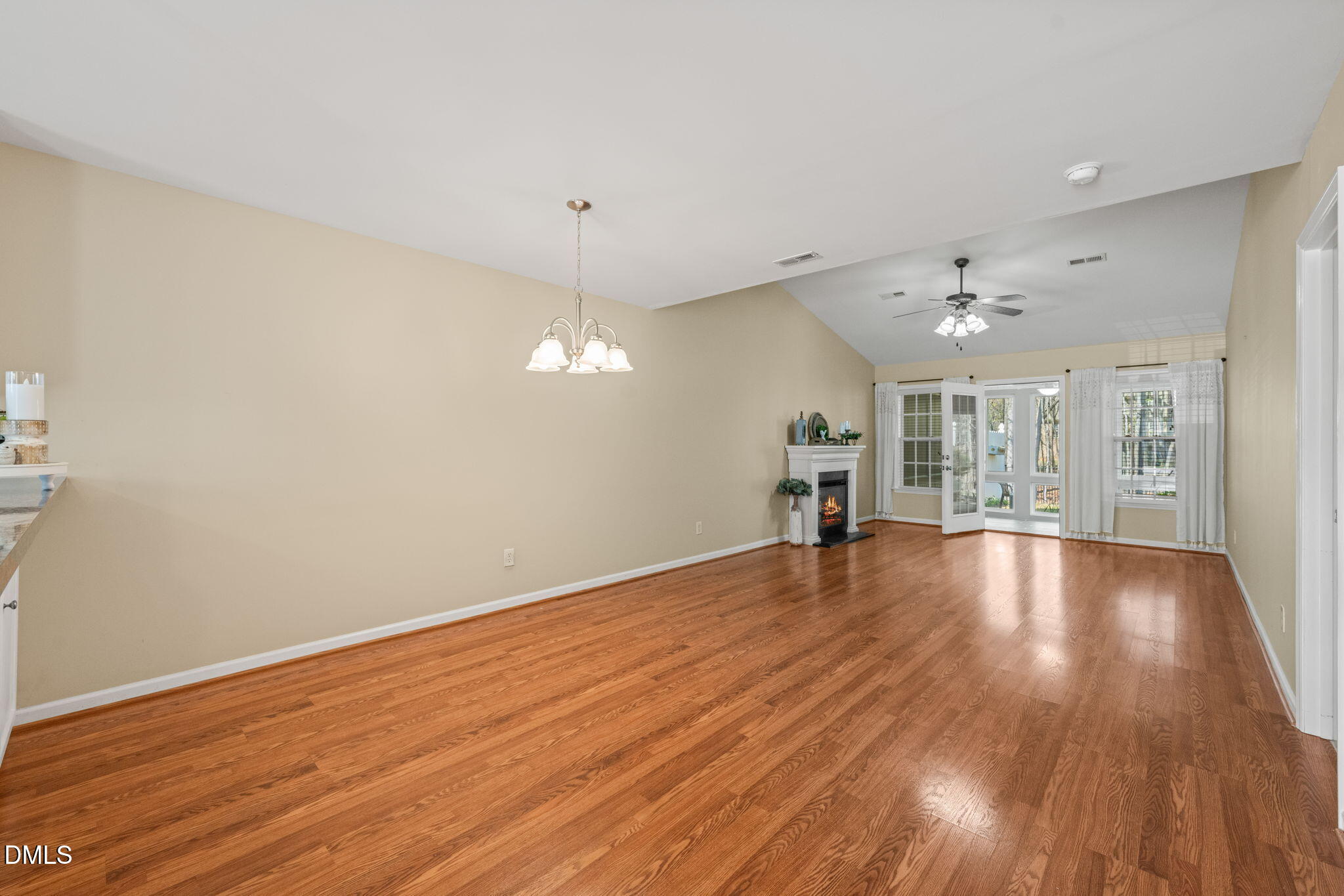3618 E Cotton Gin Drive