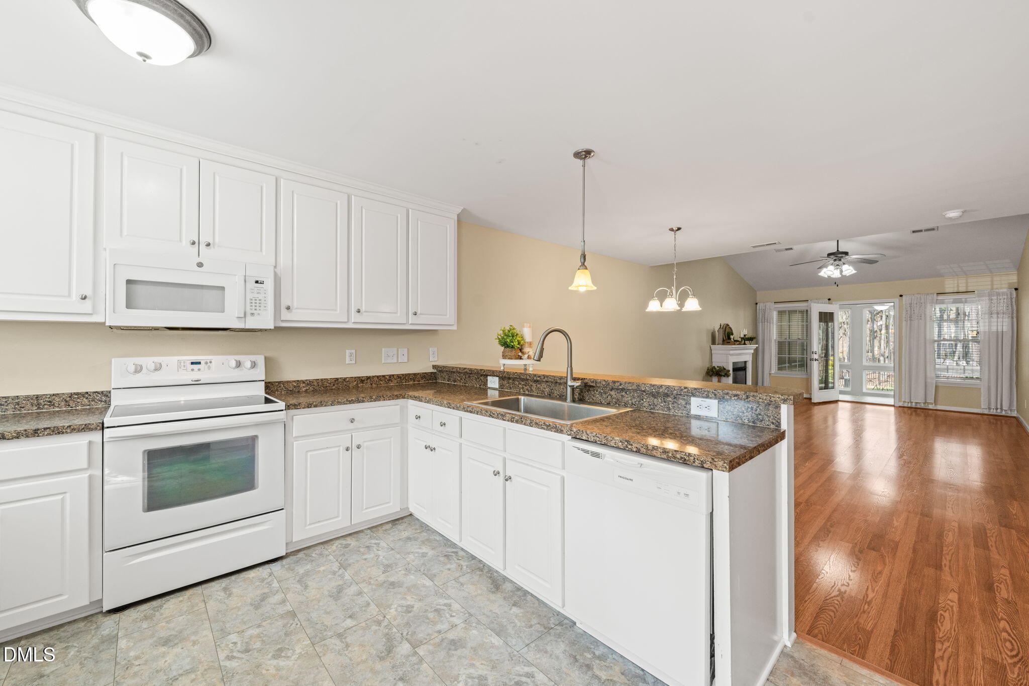3618 E Cotton Gin Drive