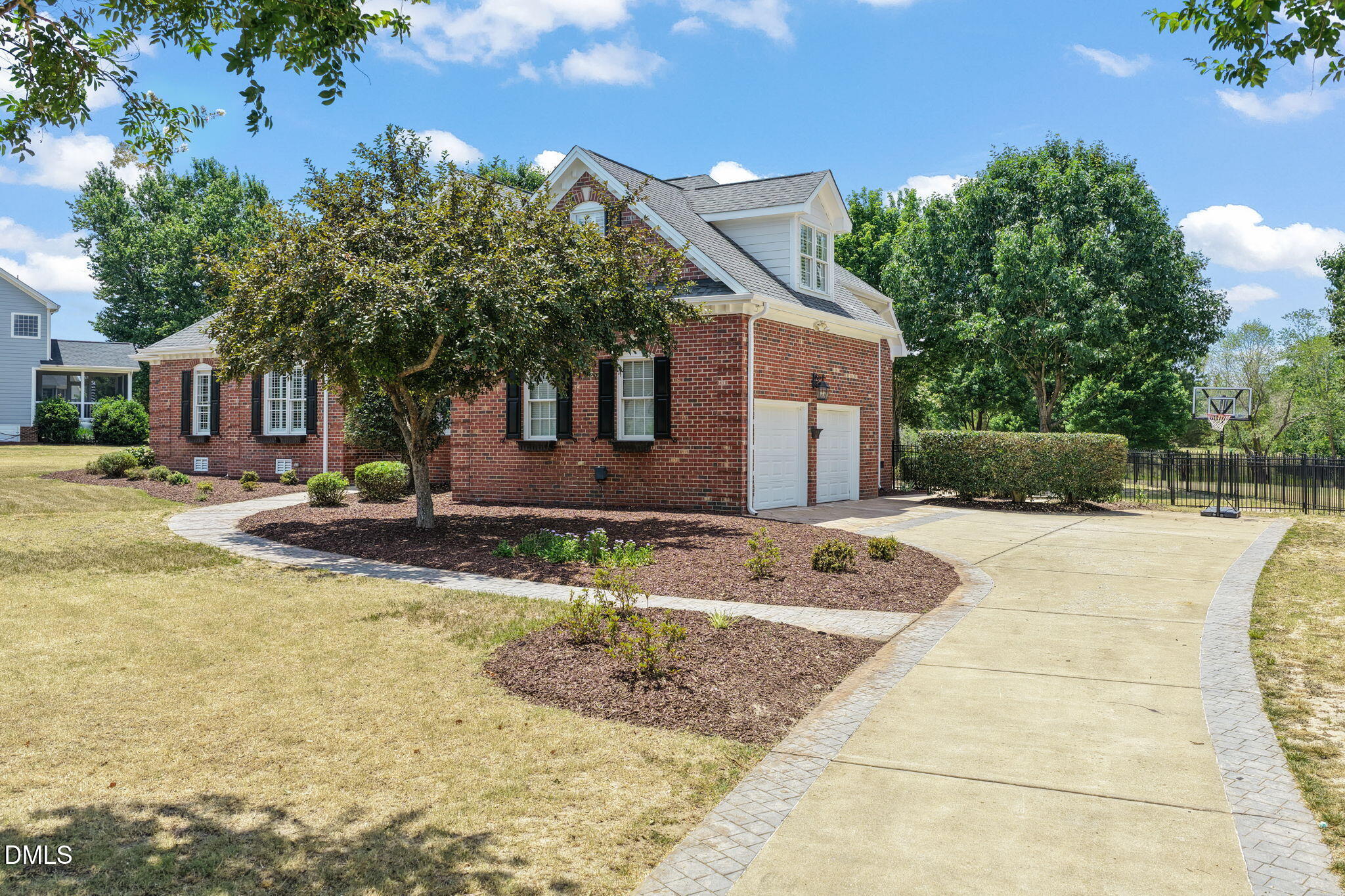 5616 Maggie Run Lane