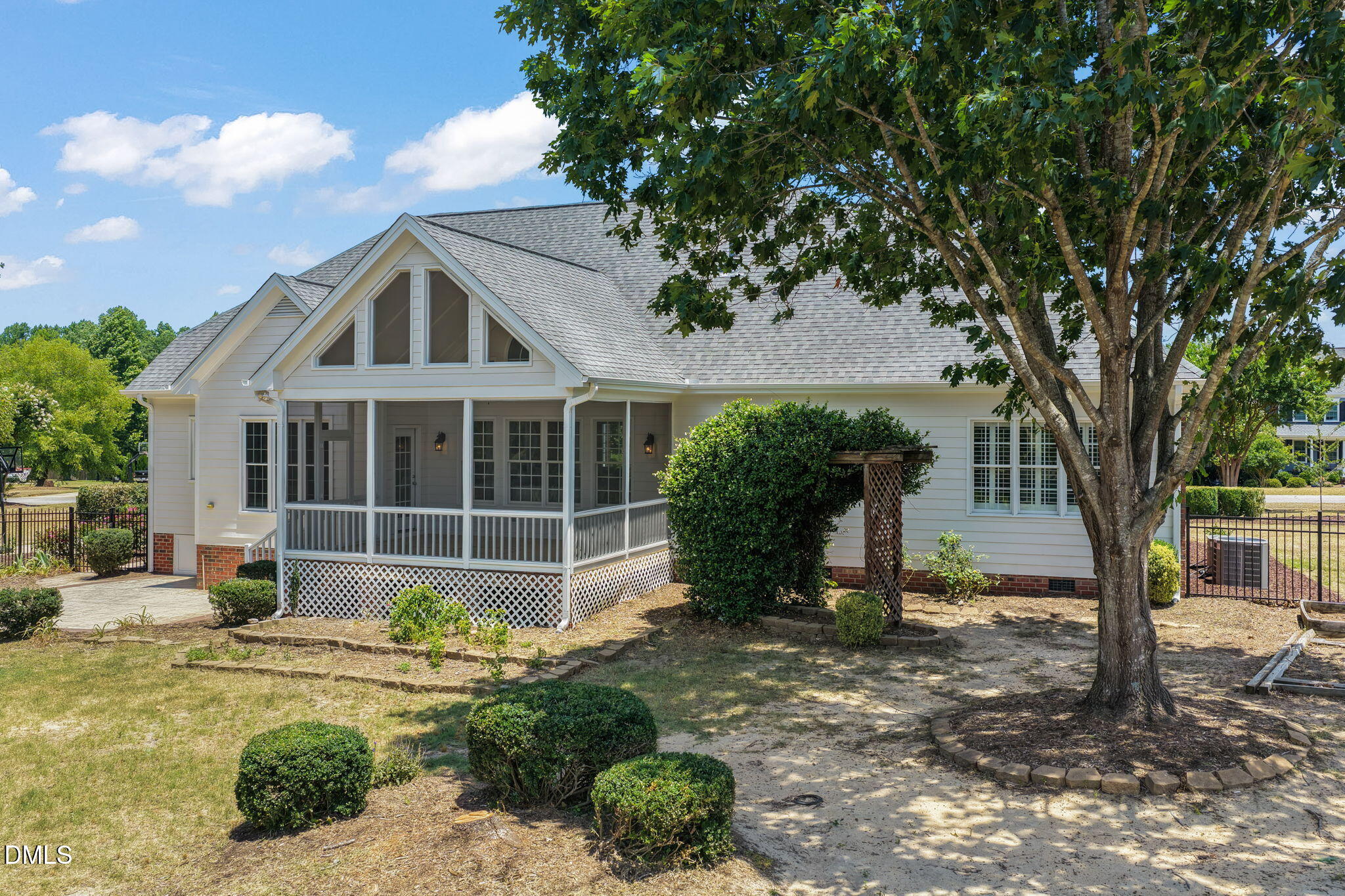 5616 Maggie Run Lane