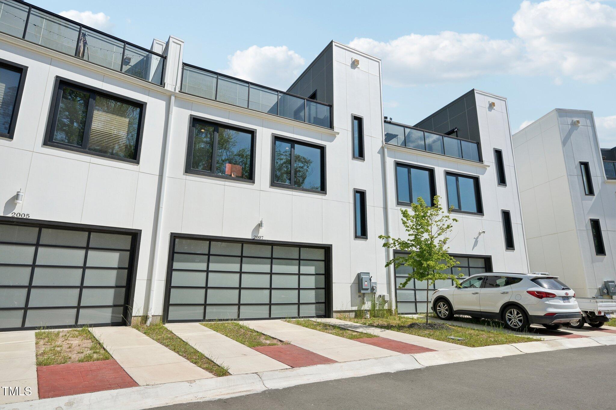 2007 Jade Street