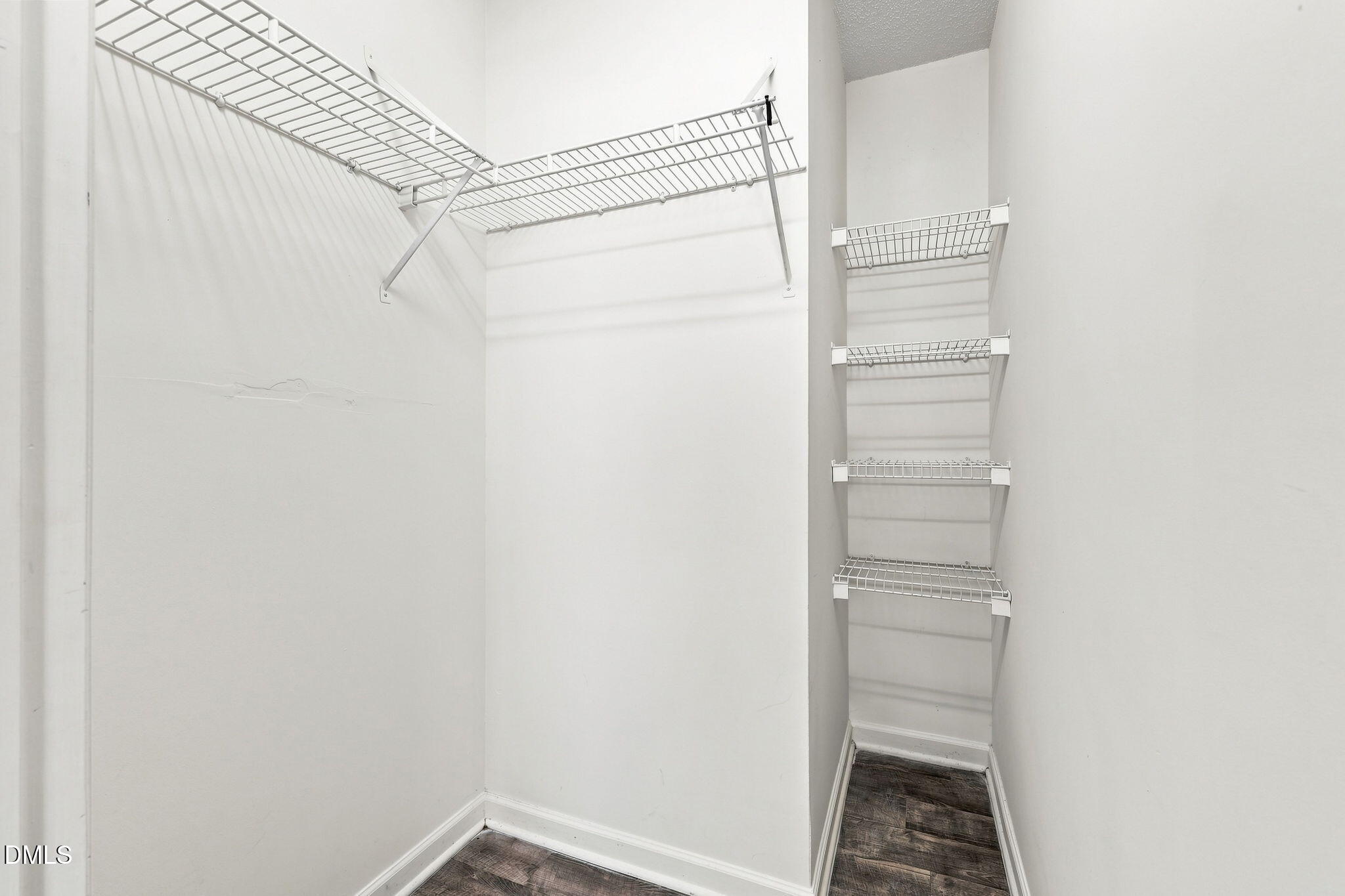 1305 Kent Road