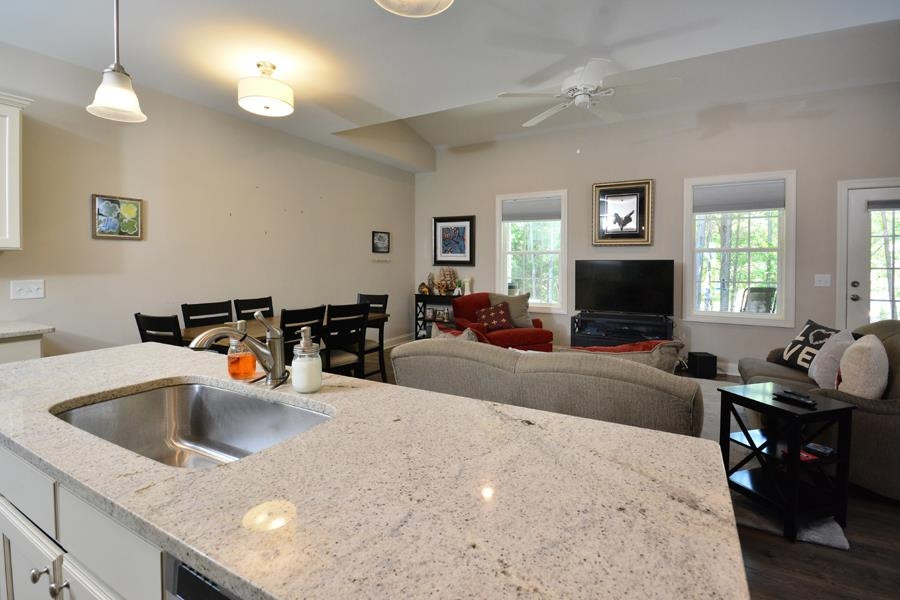 1567 Quail Circle