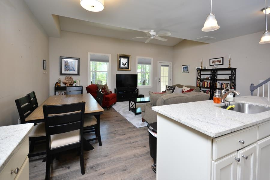 1567 Quail Circle