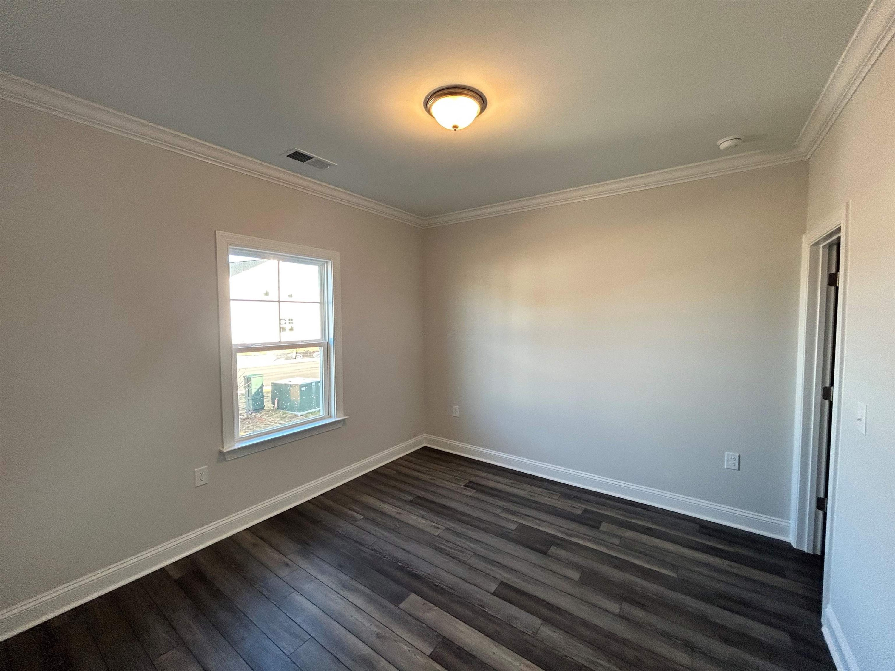 1109 White Flint Circle