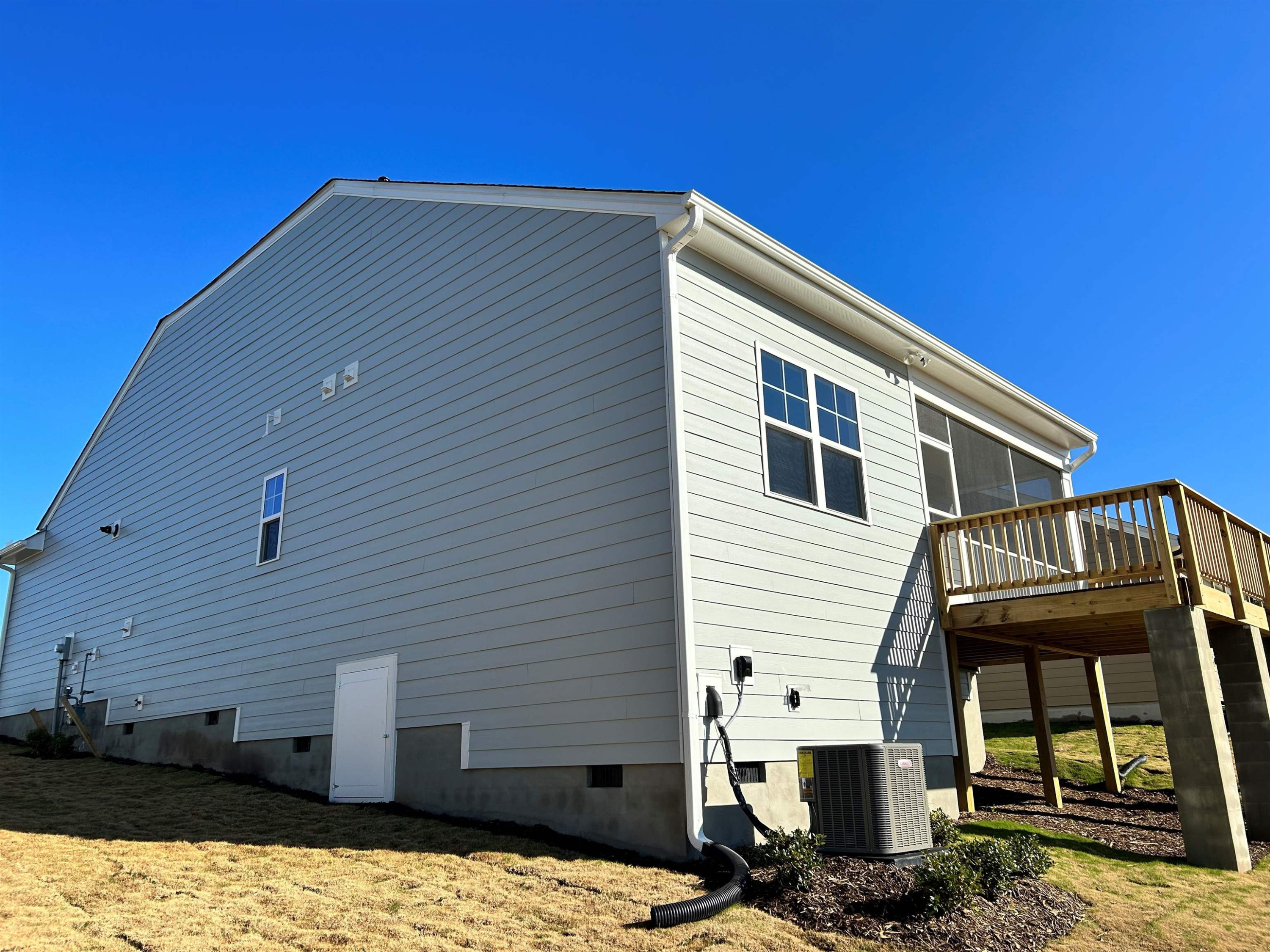 1109 White Flint Circle