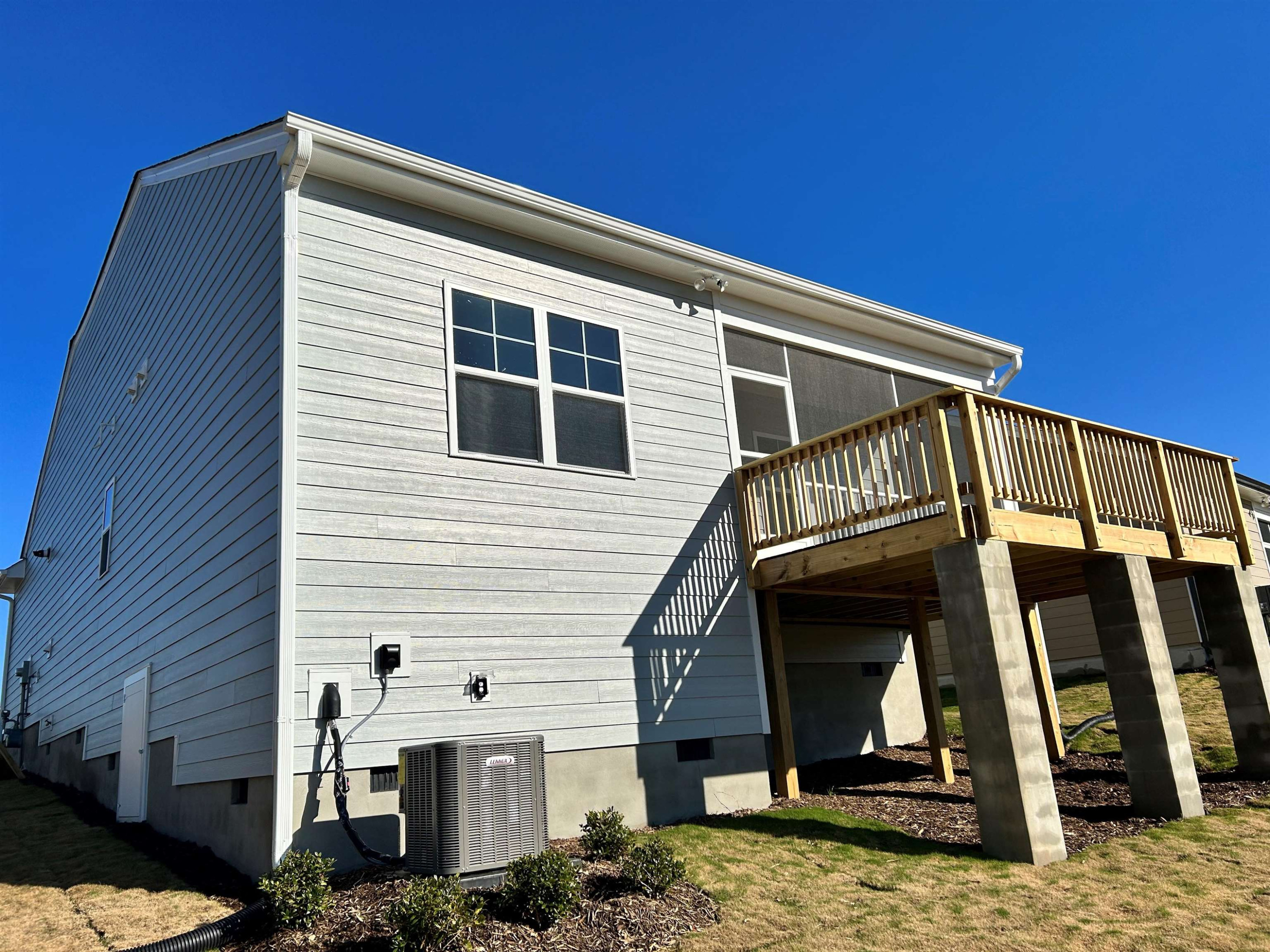 1109 White Flint Circle