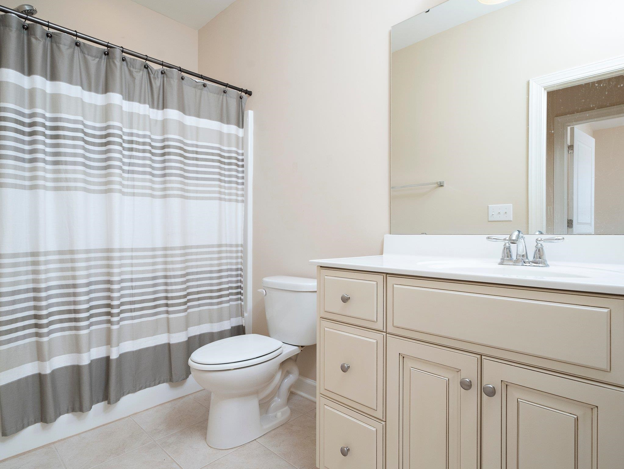 1315 Formal Garden Way