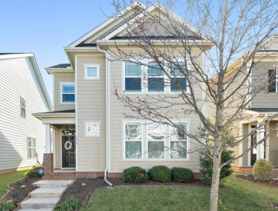 1315 Formal Garden Way