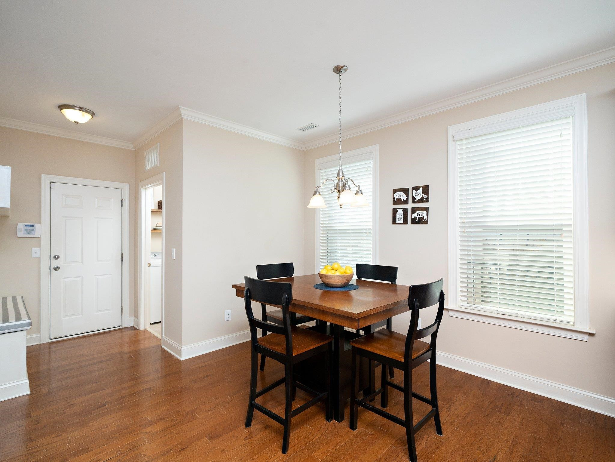 1315 Formal Garden Way