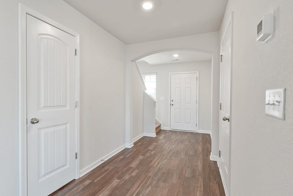 828 Avery Pond Drive