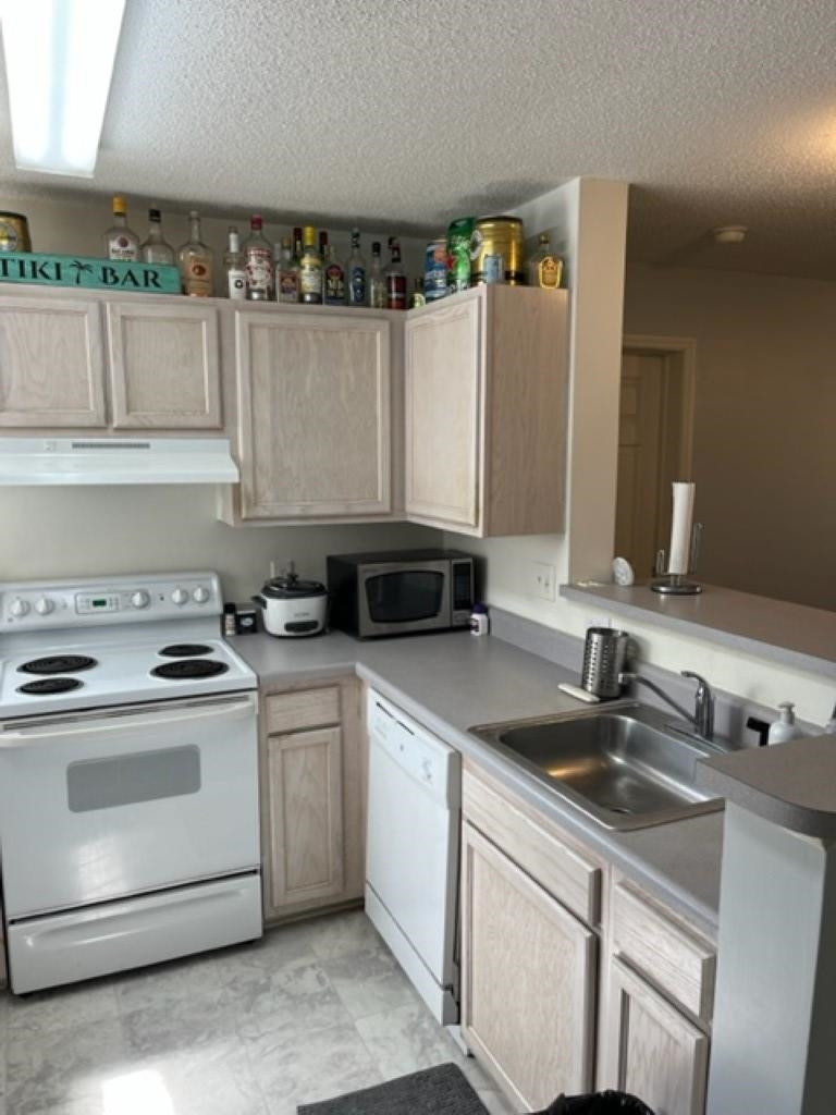 2031 Wolfmill Drive Unit: 301