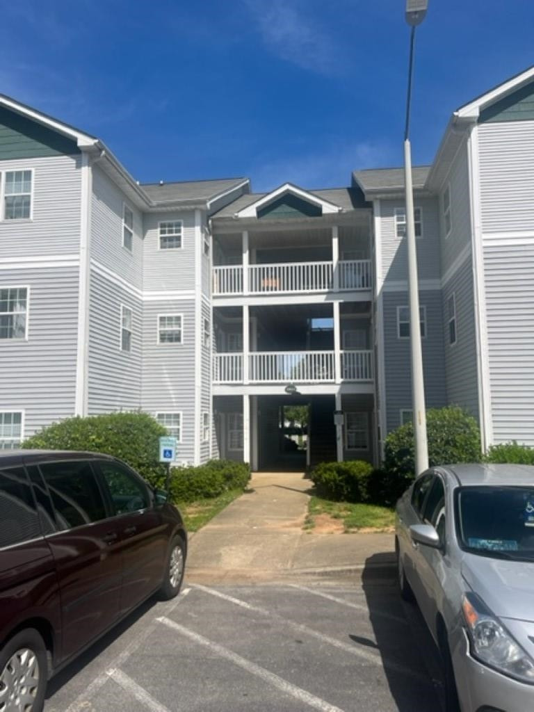 2011 Wolfmill Drive Unit: 201
