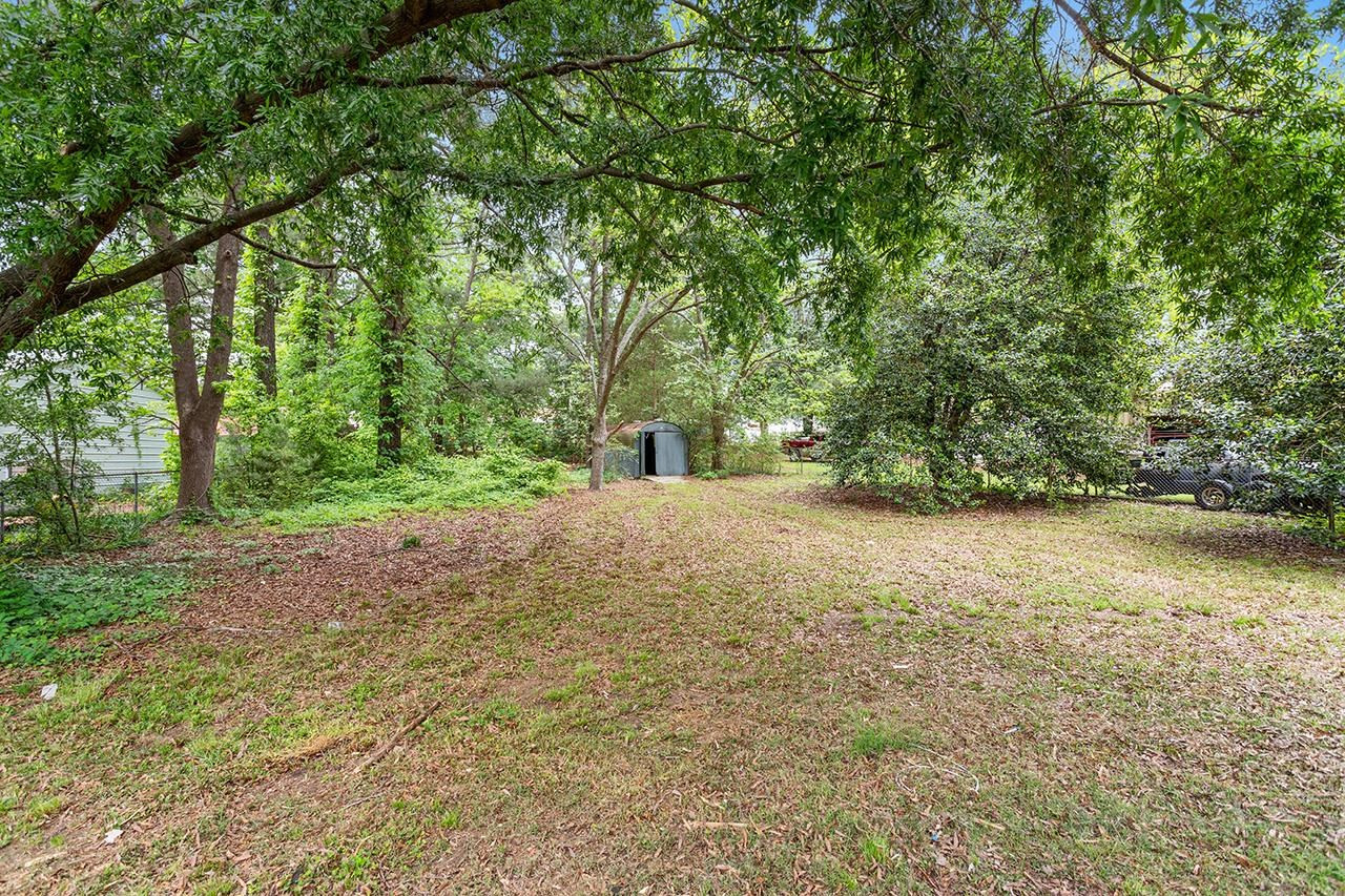 1406 Foxwood Drive