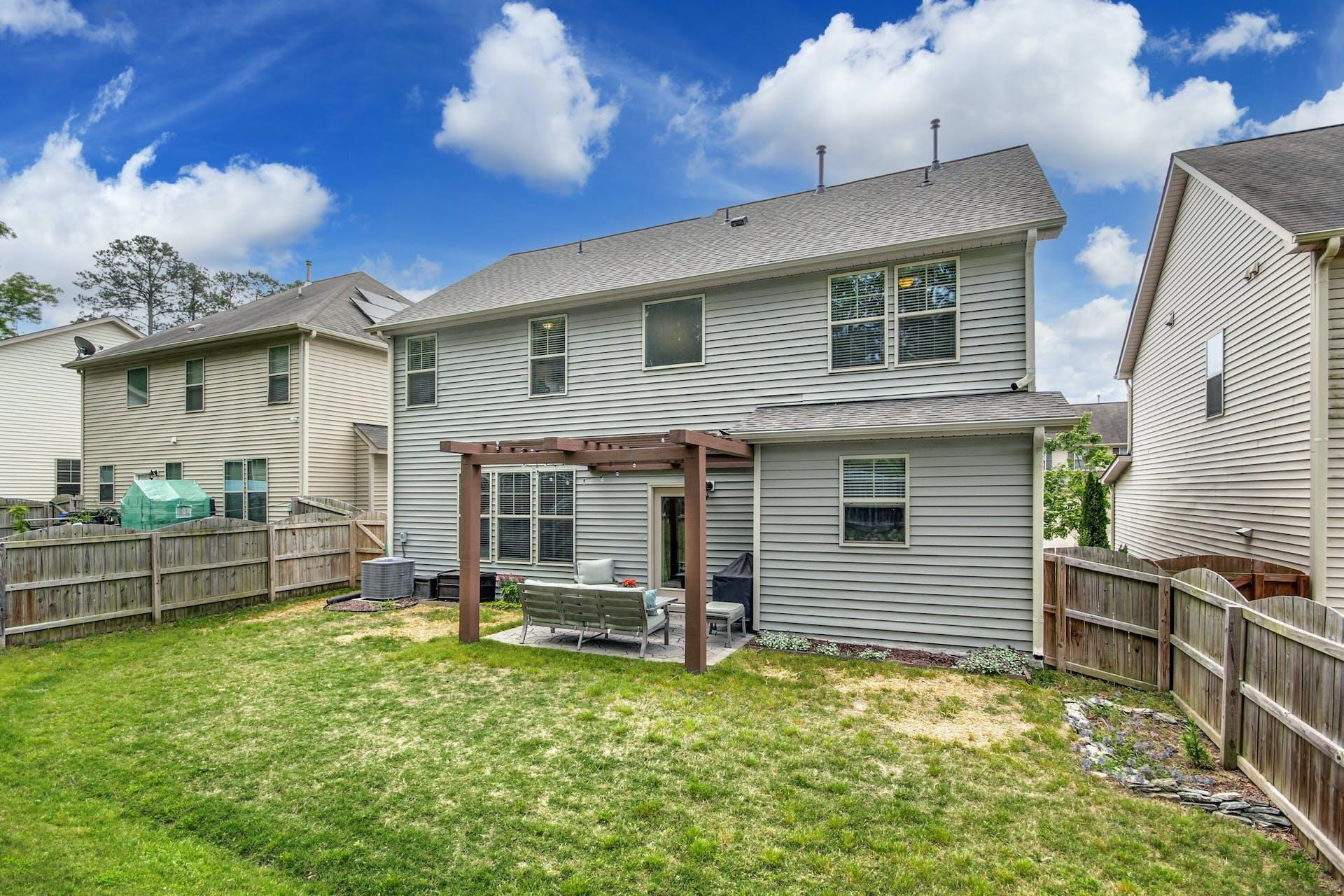 107 Northern Shrike Court