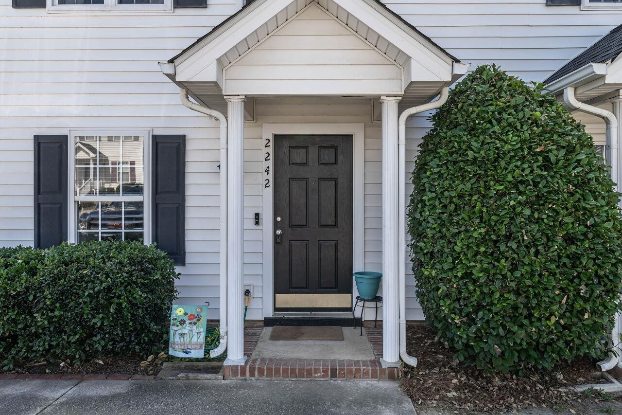2242 Turtle Point Drive