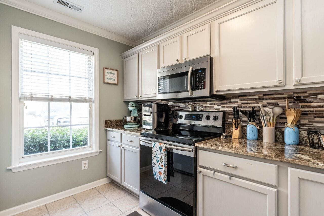 2242 Turtle Point Drive