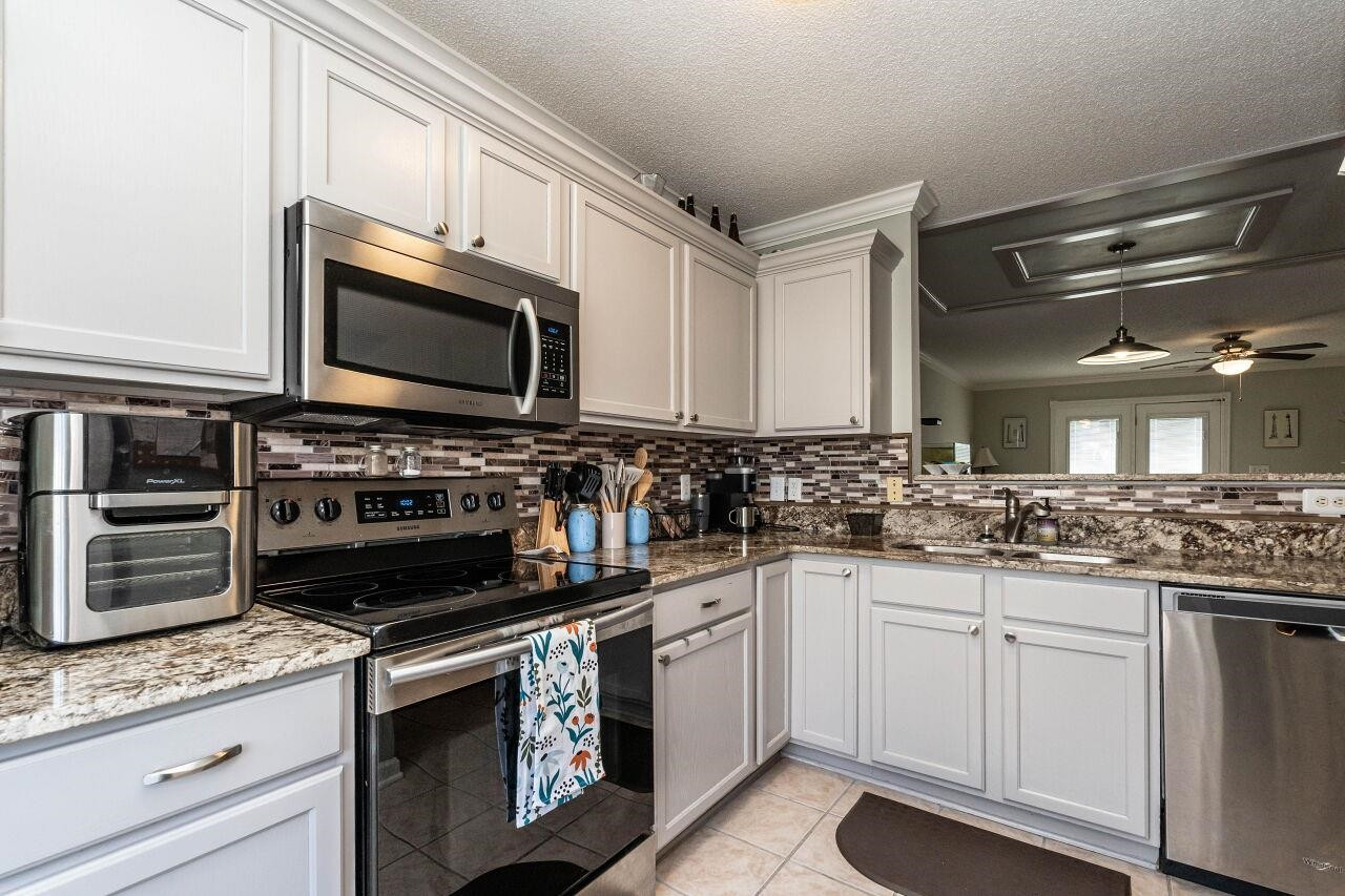 2242 Turtle Point Drive