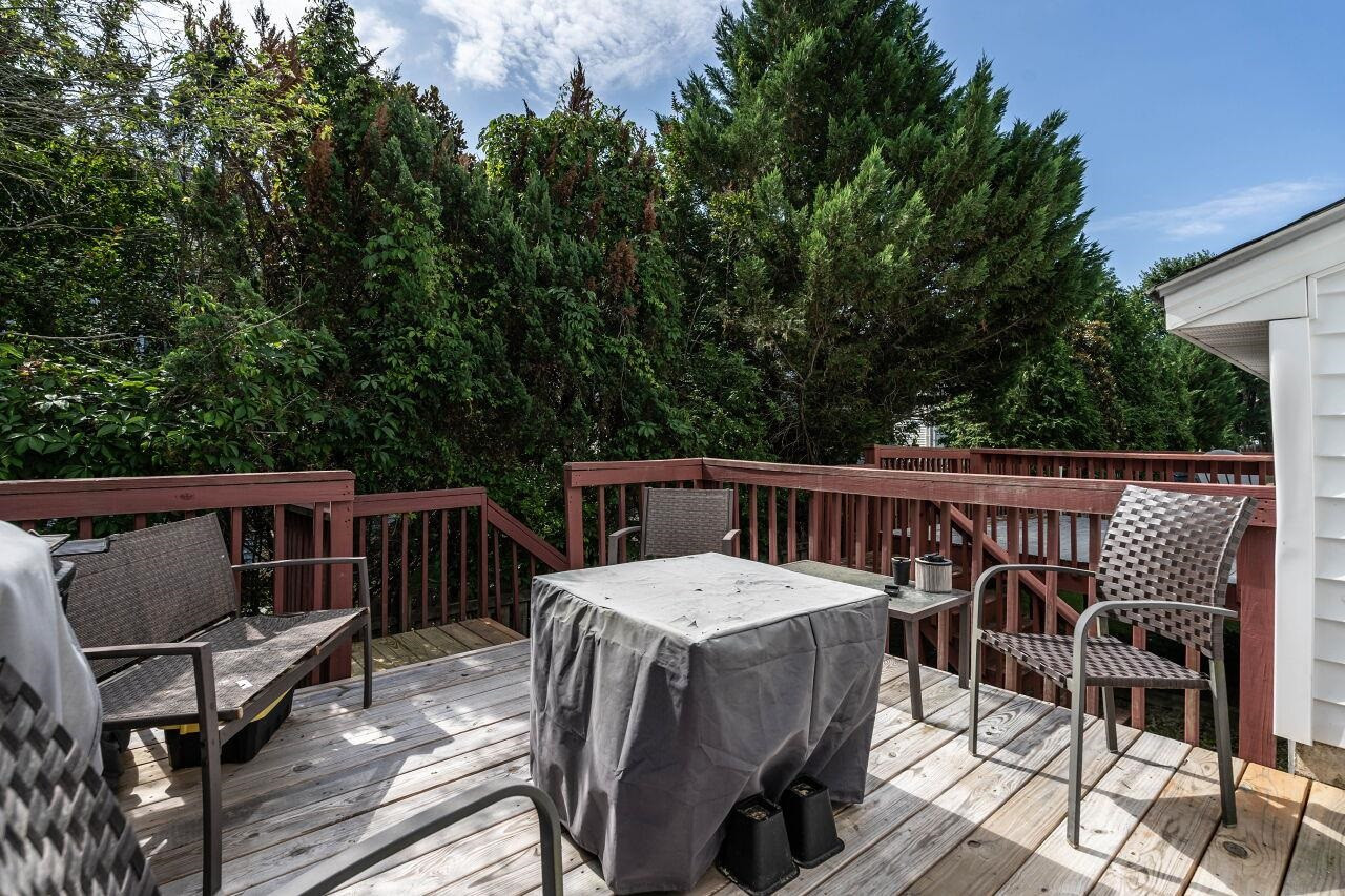 2242 Turtle Point Drive